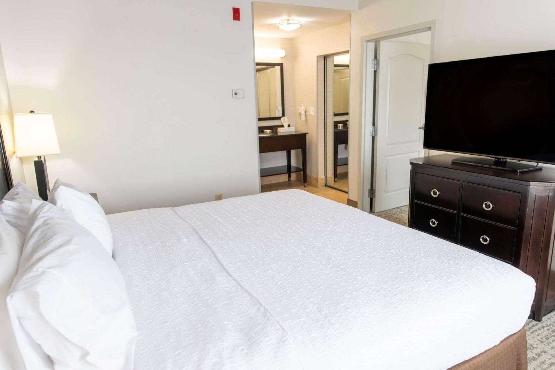 Hampton Inn & Suites Effingham photo 49