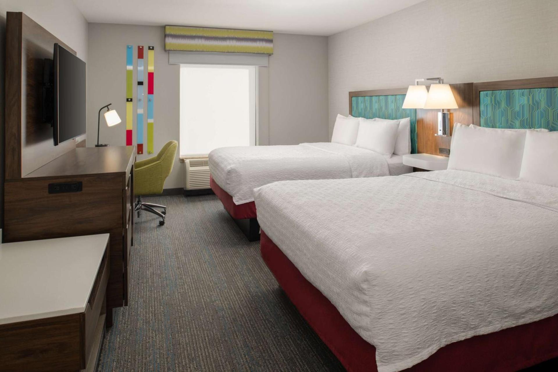 Hampton Inn and Suites Seattle - Airport / 28th Avenue photo 17