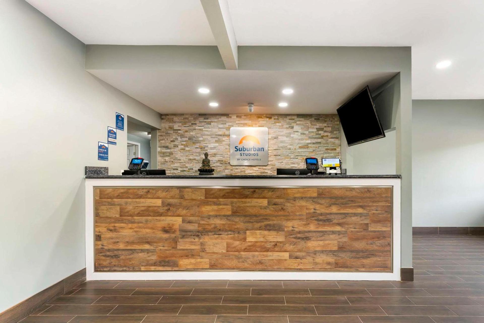 Suburban Studios LaVale - Cumberland photo 3