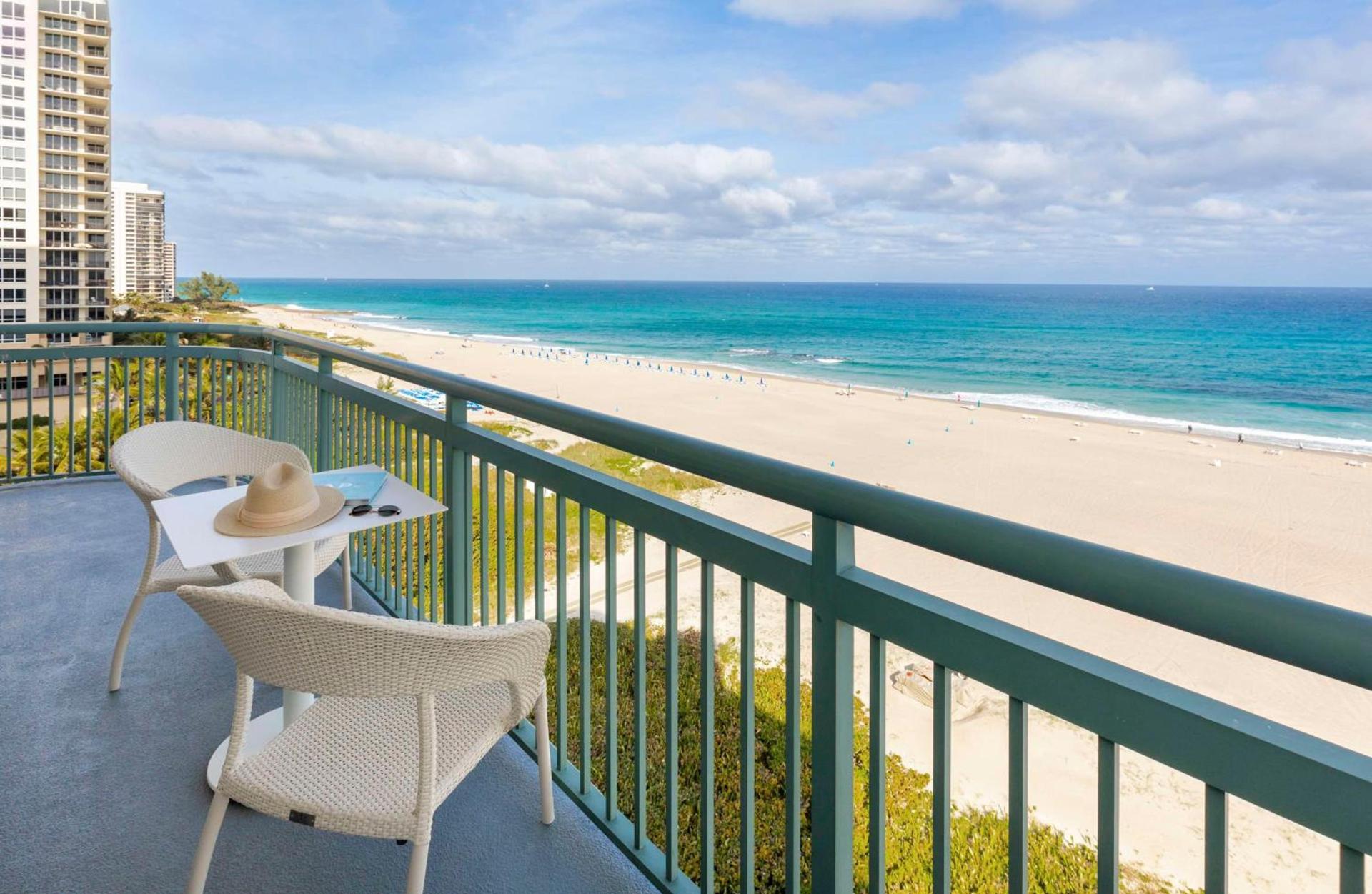 The Singer Oceanfront Resort, Curio Collection by Hilton photo 15