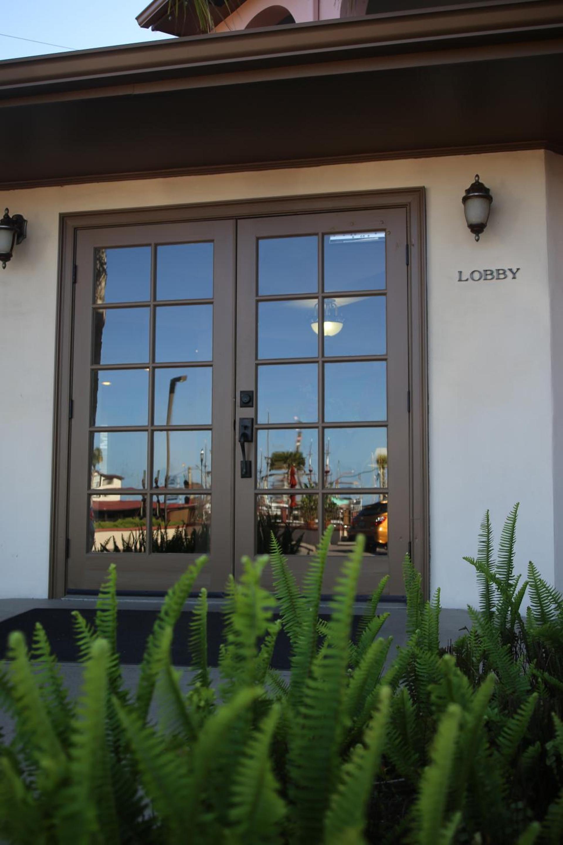 Bayfront Inn photo 2