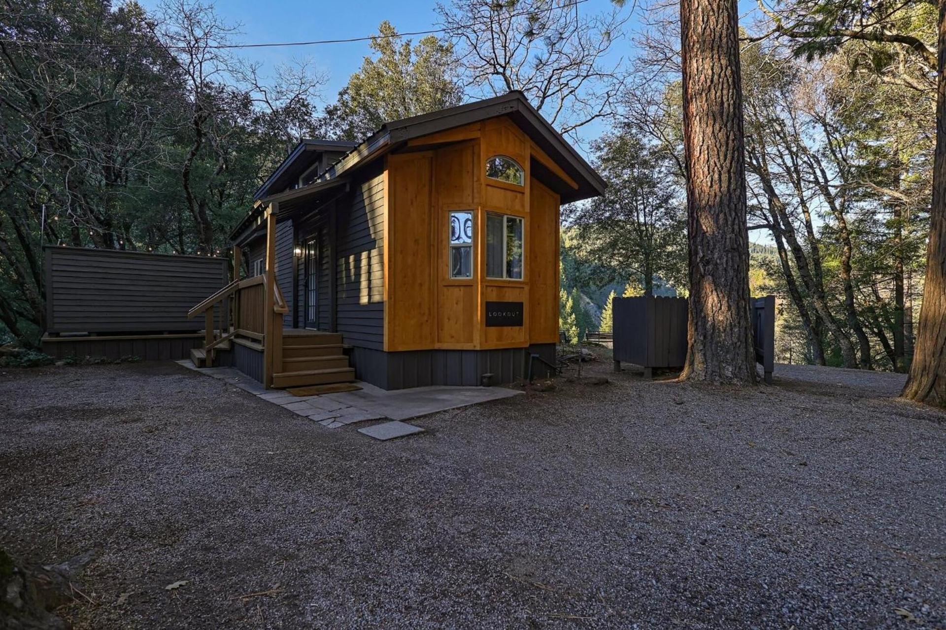 Cave Springs Resort — hotel in Dunsmuir