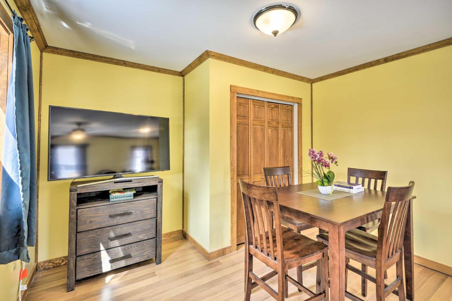 Equestrian House Suites photo 5