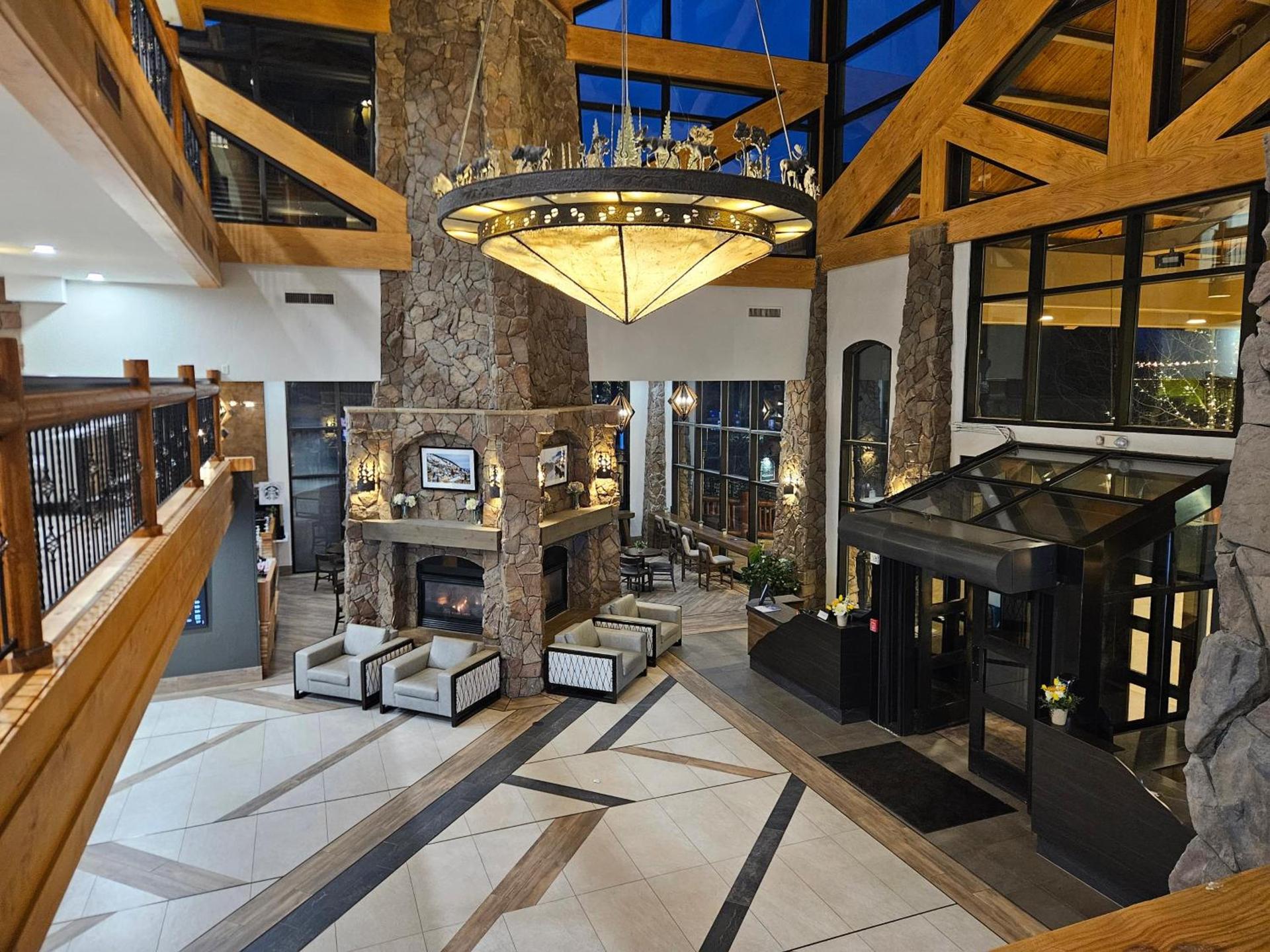Ski-in-out, Canyons, Westgate, King, Hot Tub, Pools, Pancake Mix and Syrup, Breakfast Beverage Bar photo 8