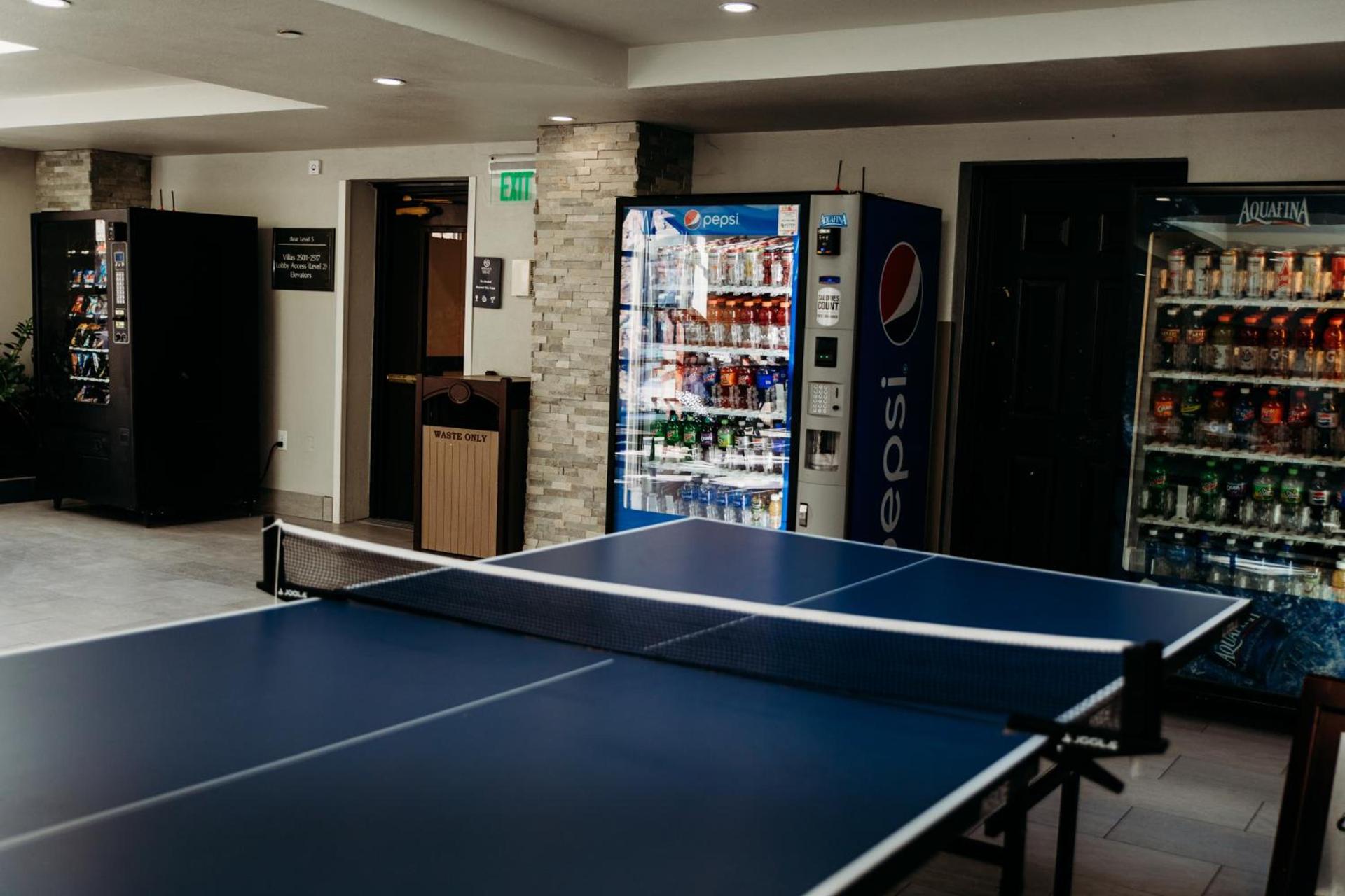 Ski-in-out, Canyons, Westgate, King, Hot Tub, Pools, Pancake Mix and Syrup, Breakfast Beverage Bar photo 10