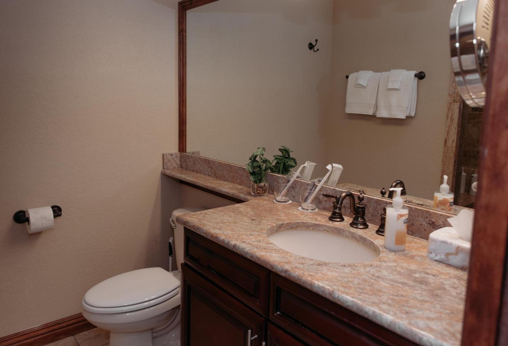 Ski-in-out, Canyons, Westgate, King, Hot Tub, Pools, Pancake Mix and Syrup, Breakfast Beverage Bar photo 17