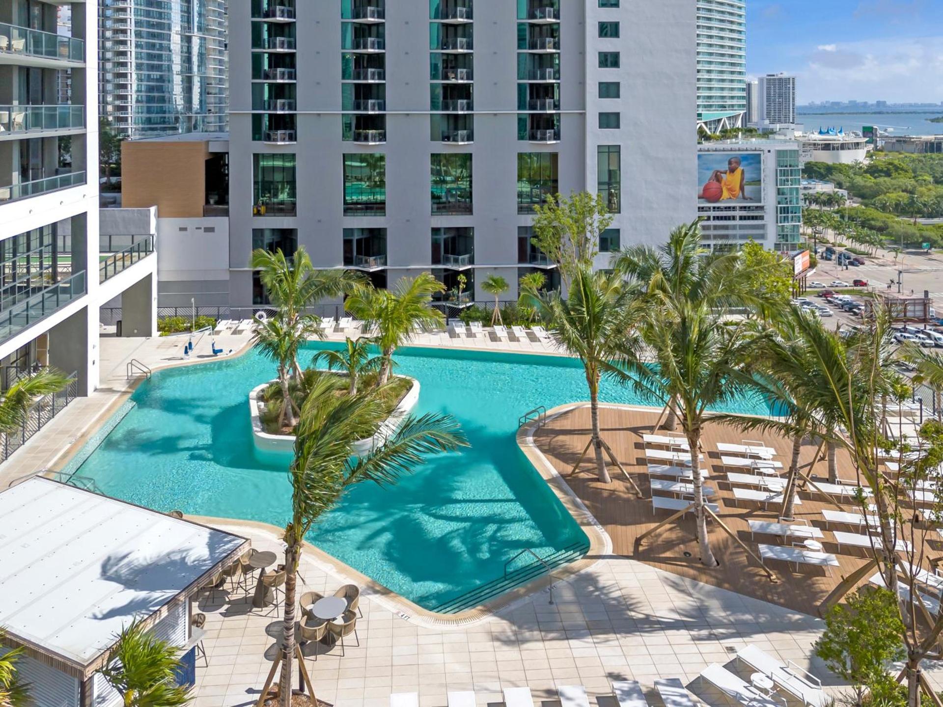 Gale Miami Junior double suite with balcony photo 22