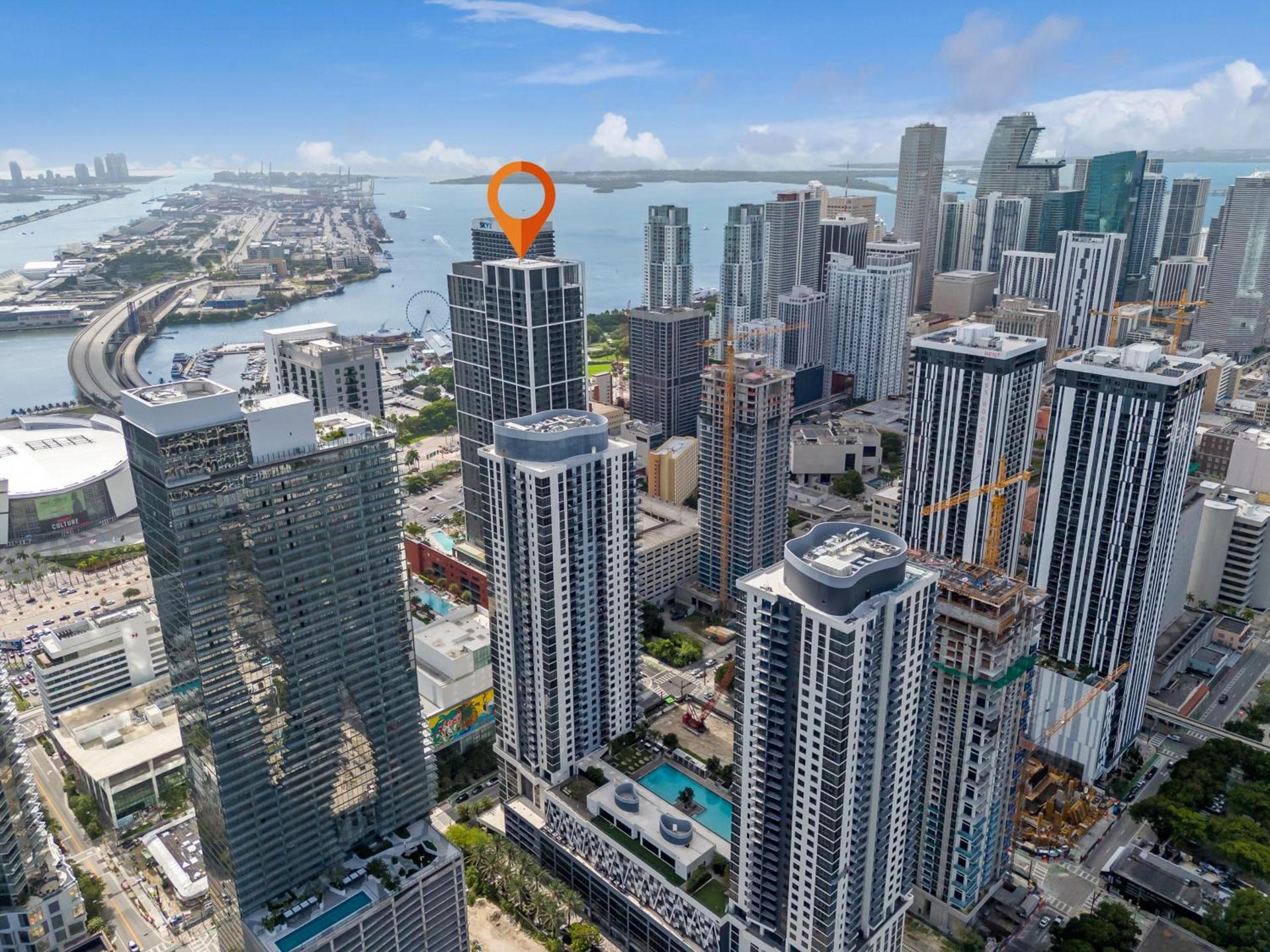 Gale Miami Junior double suite with balcony photo 26