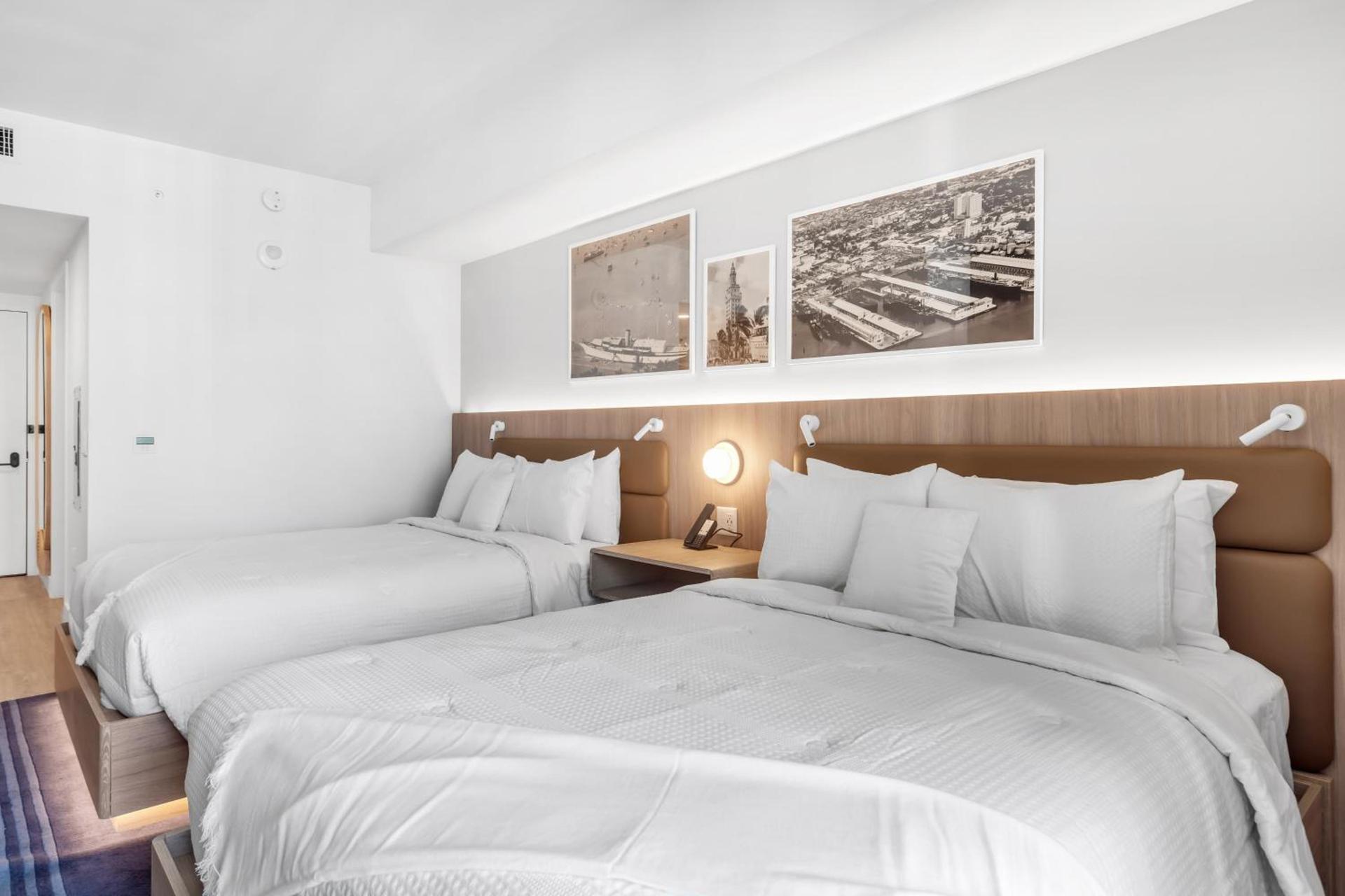 Gale Miami Junior double suite with balcony photo 11