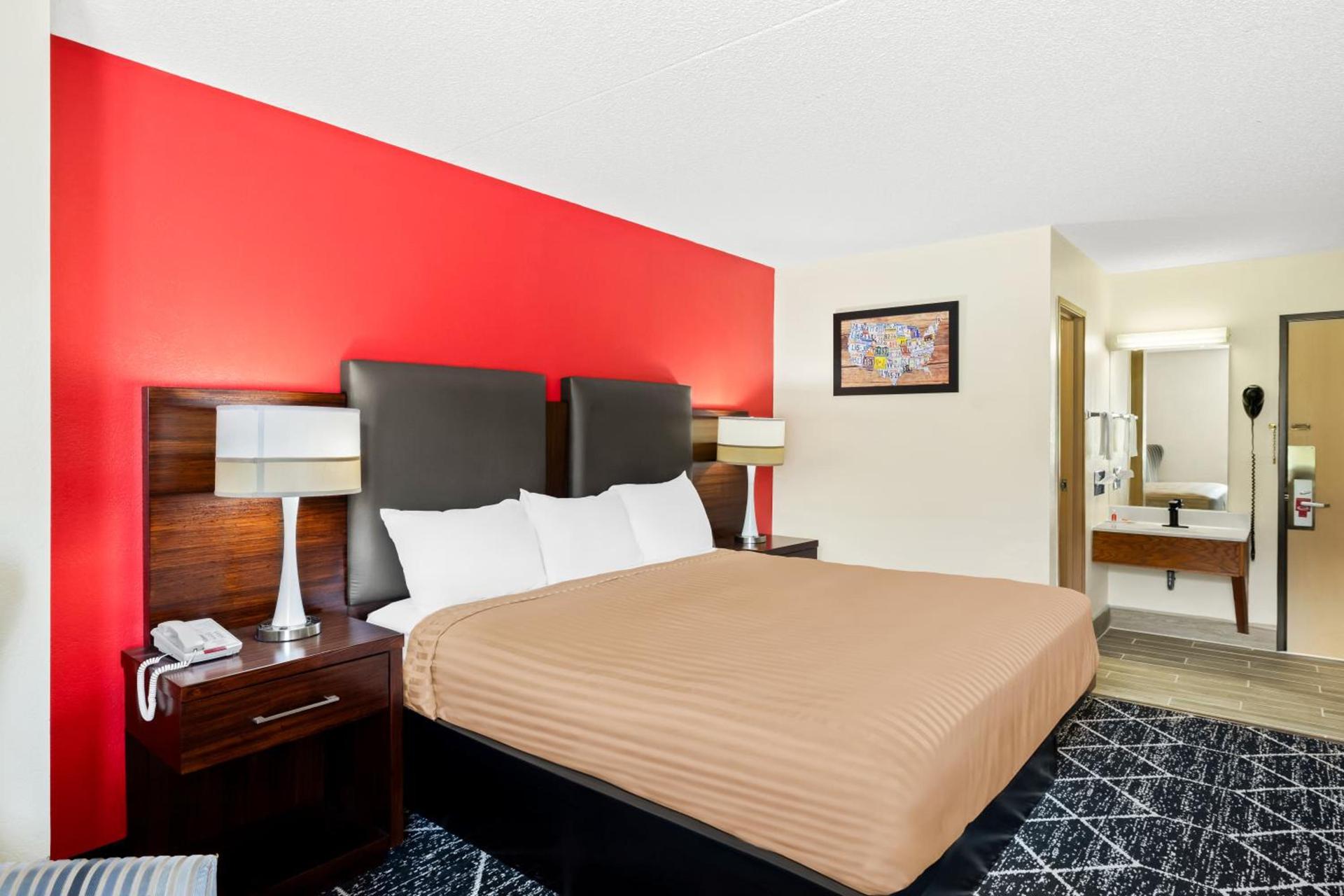 Econo Lodge Emporia photo 48