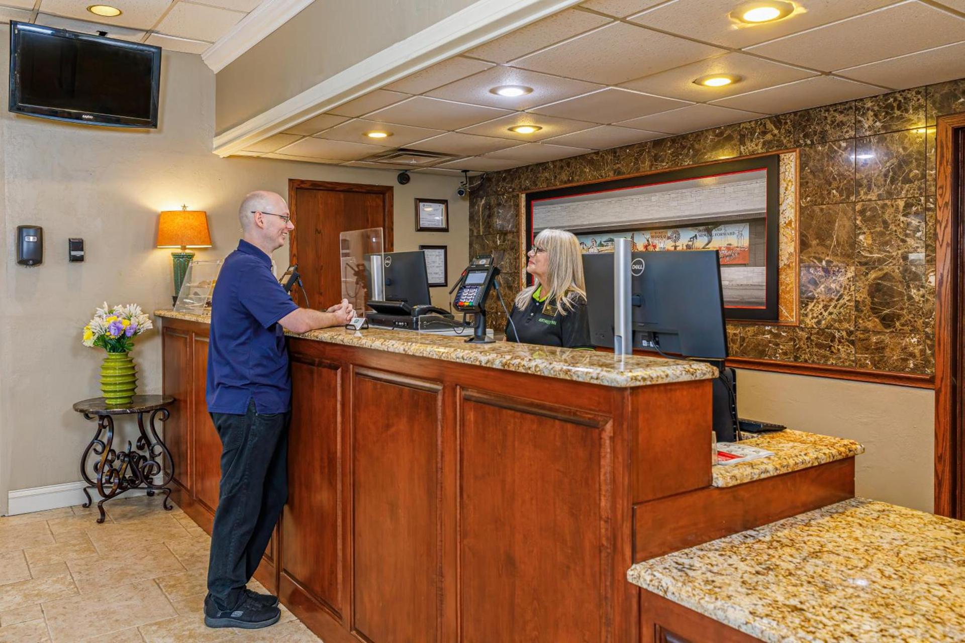 Northwest Inn photo 3