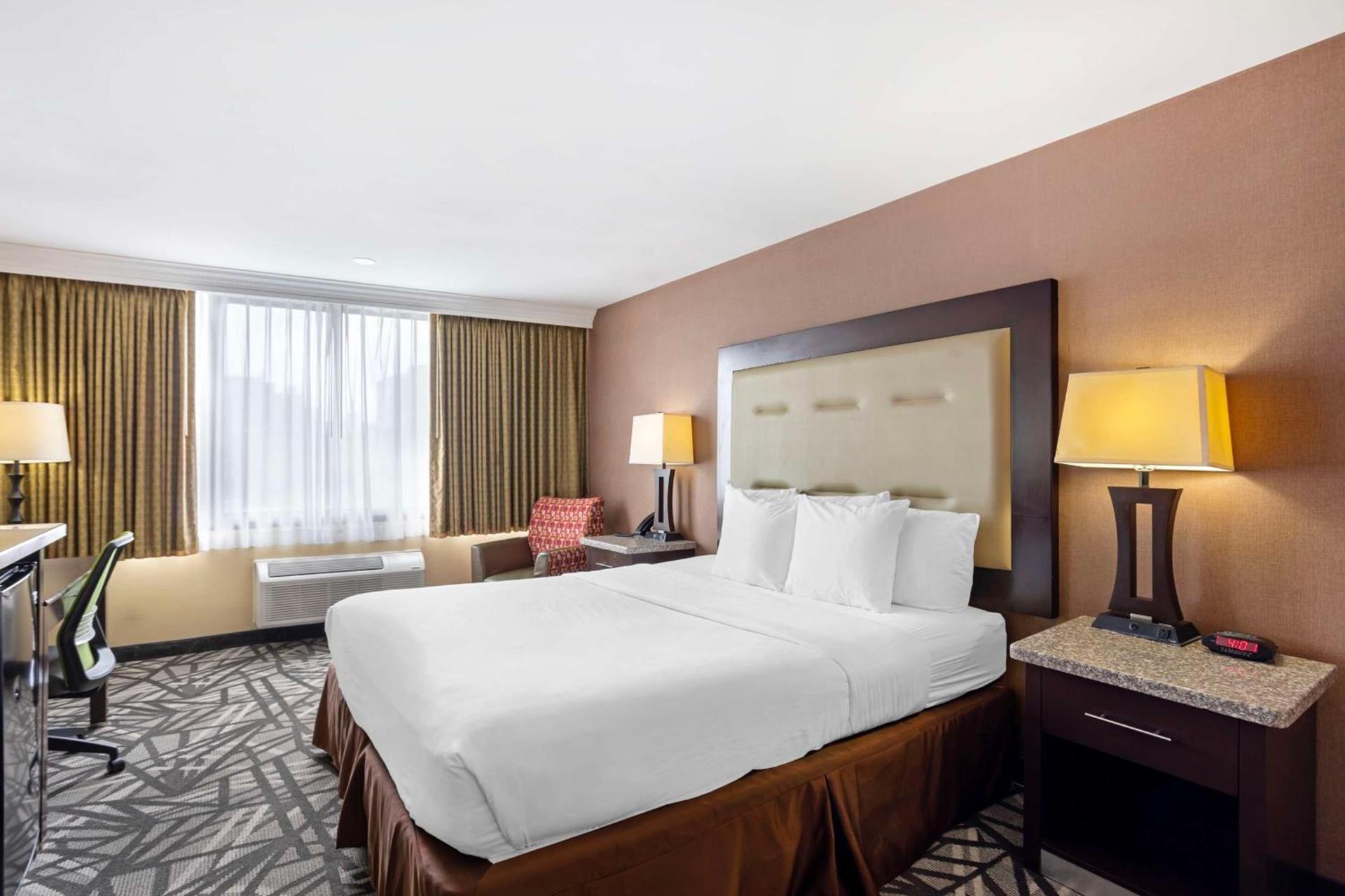 Best Western Atlantic City Beach Block photo 12