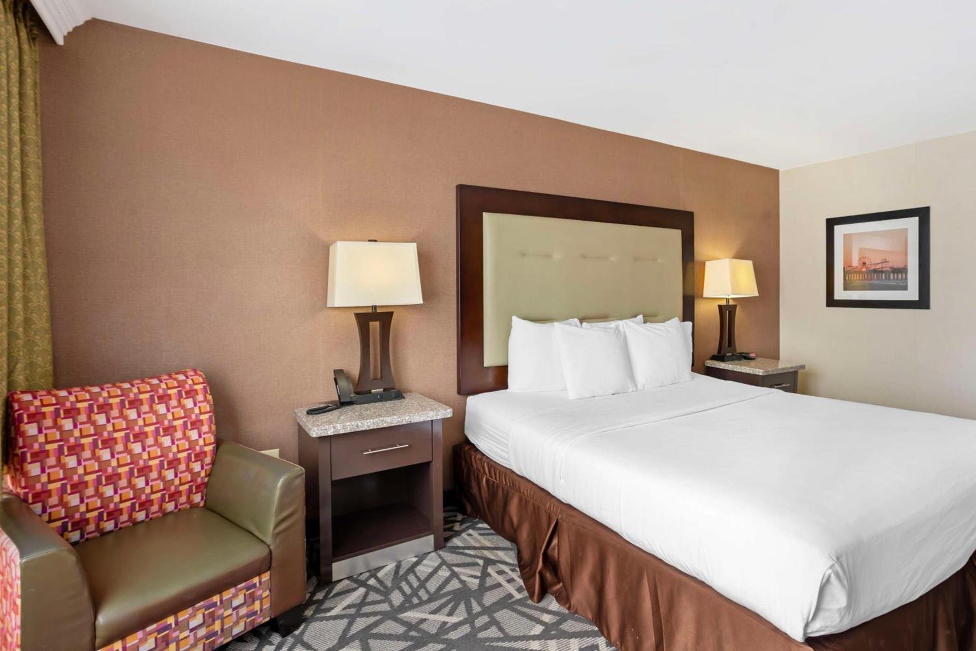Best Western Atlantic City Beach Block photo 15