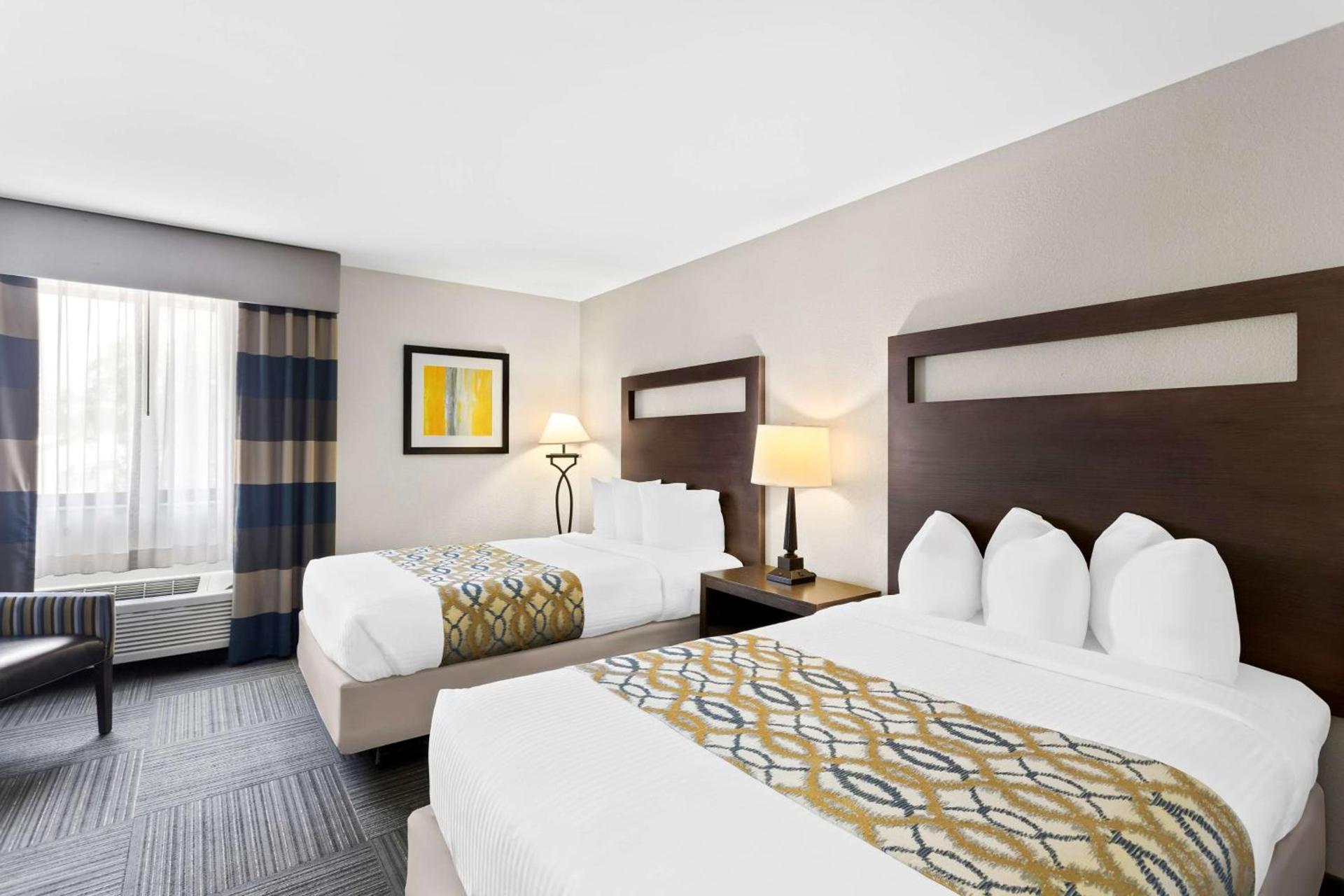 Best Western Naperville Inn photo 19