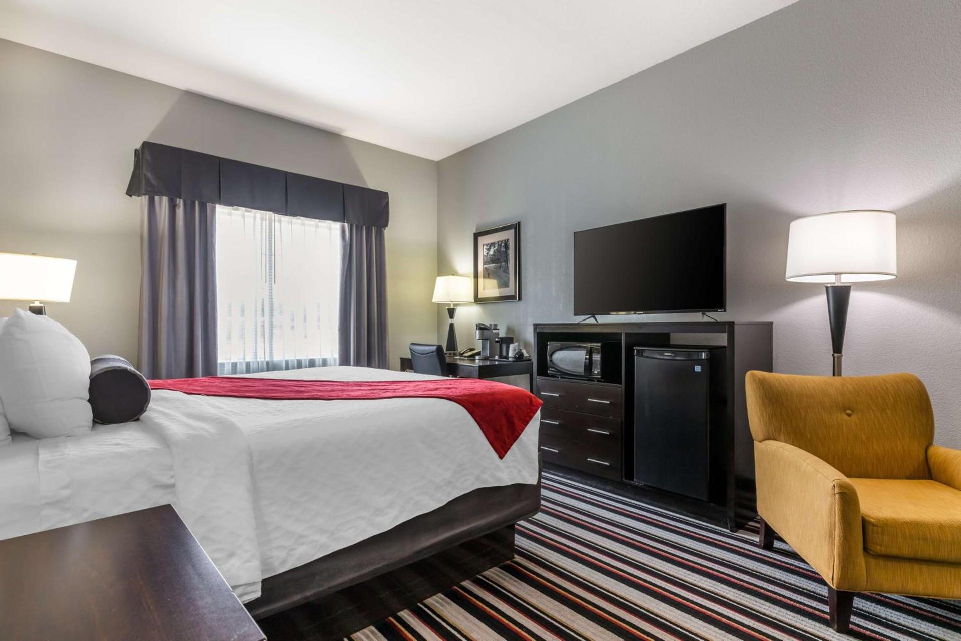 Best Western Plus Coweta's 1st Hotel photo 18