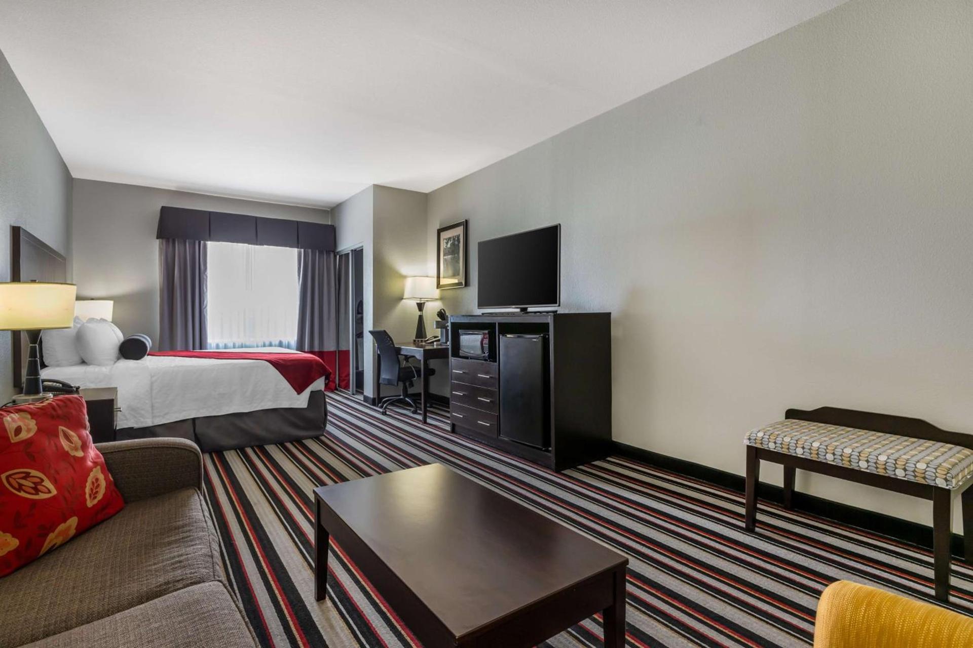 Best Western Plus Coweta's 1st Hotel photo 23