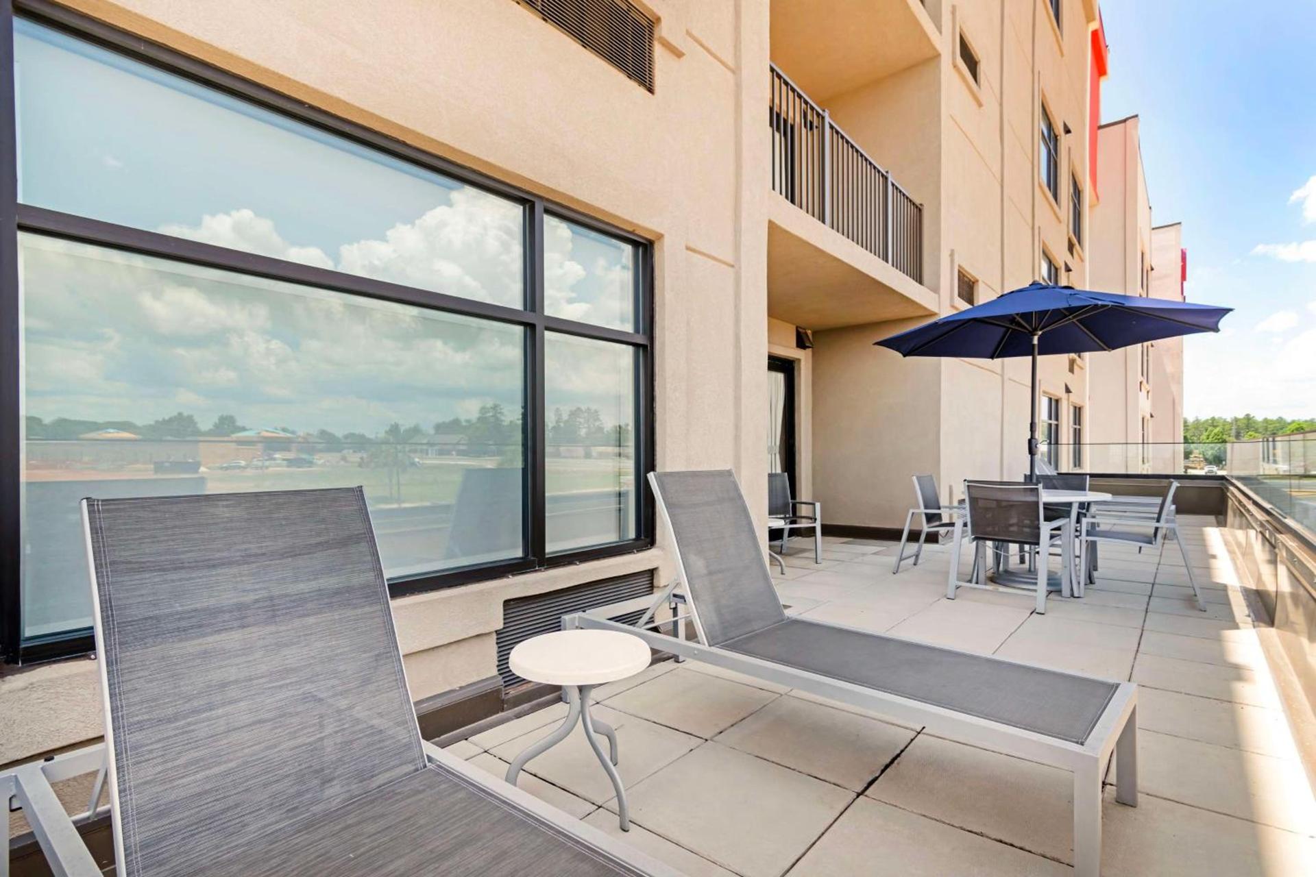 Best Western Plus Executive Residency Rigby's Water World Hotel photo 30