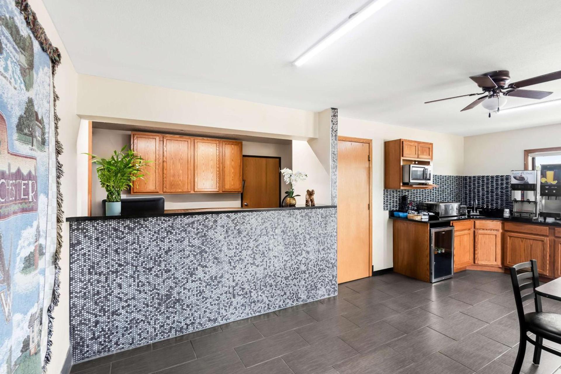 SureStay Hotel by Best Western Manchester photo 6
