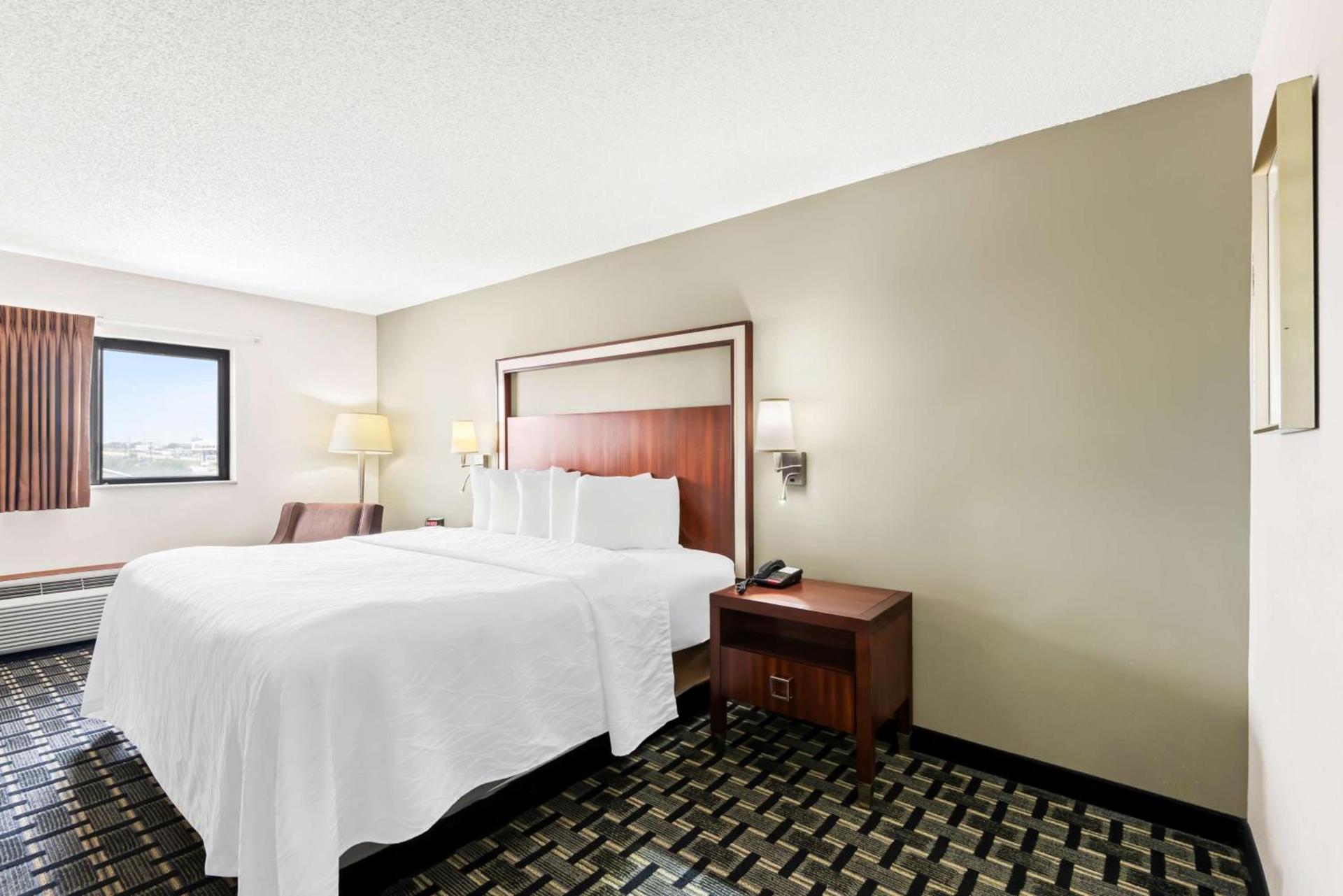 SureStay Hotel by Best Western Manchester photo 12