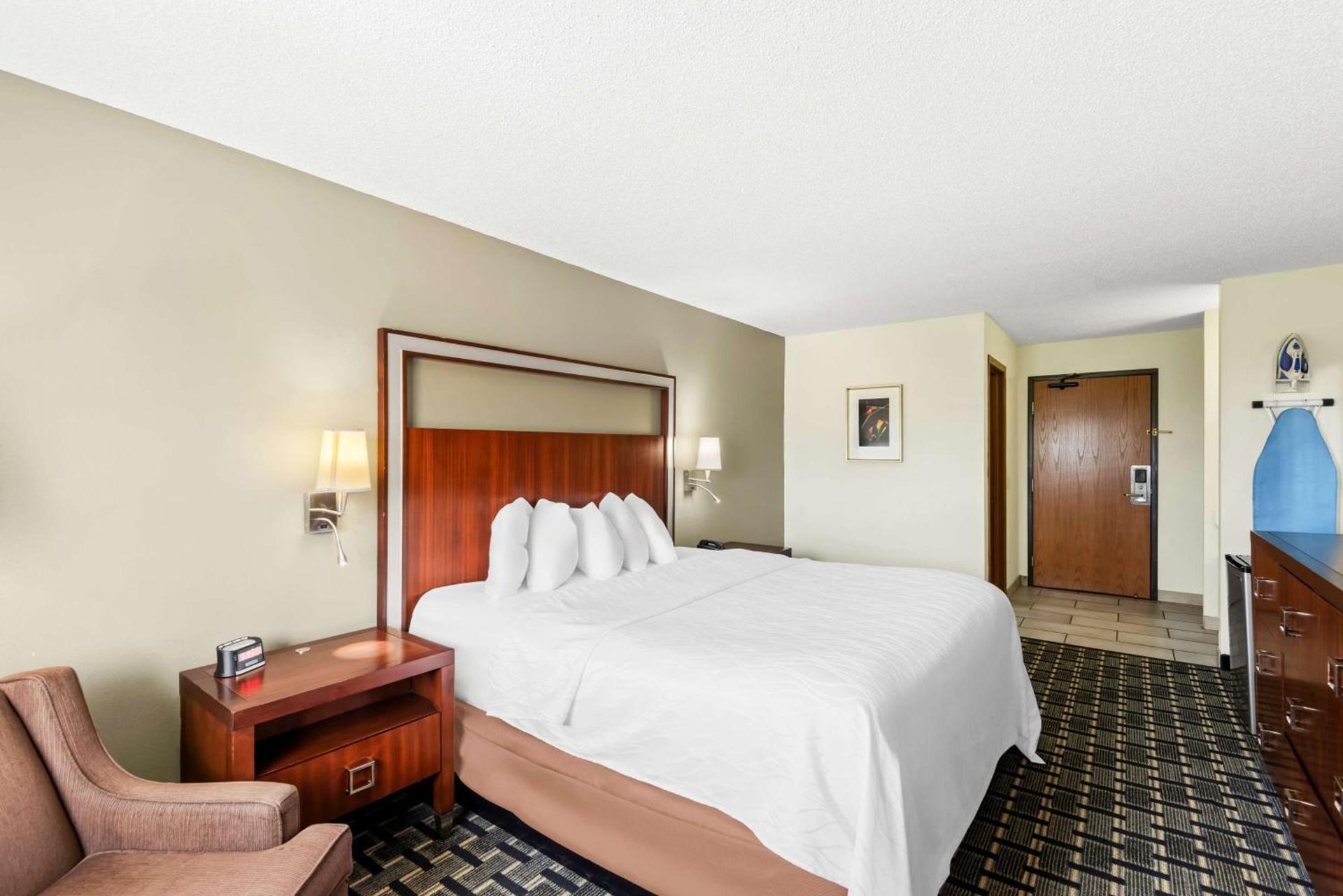 SureStay Hotel by Best Western Manchester photo 3
