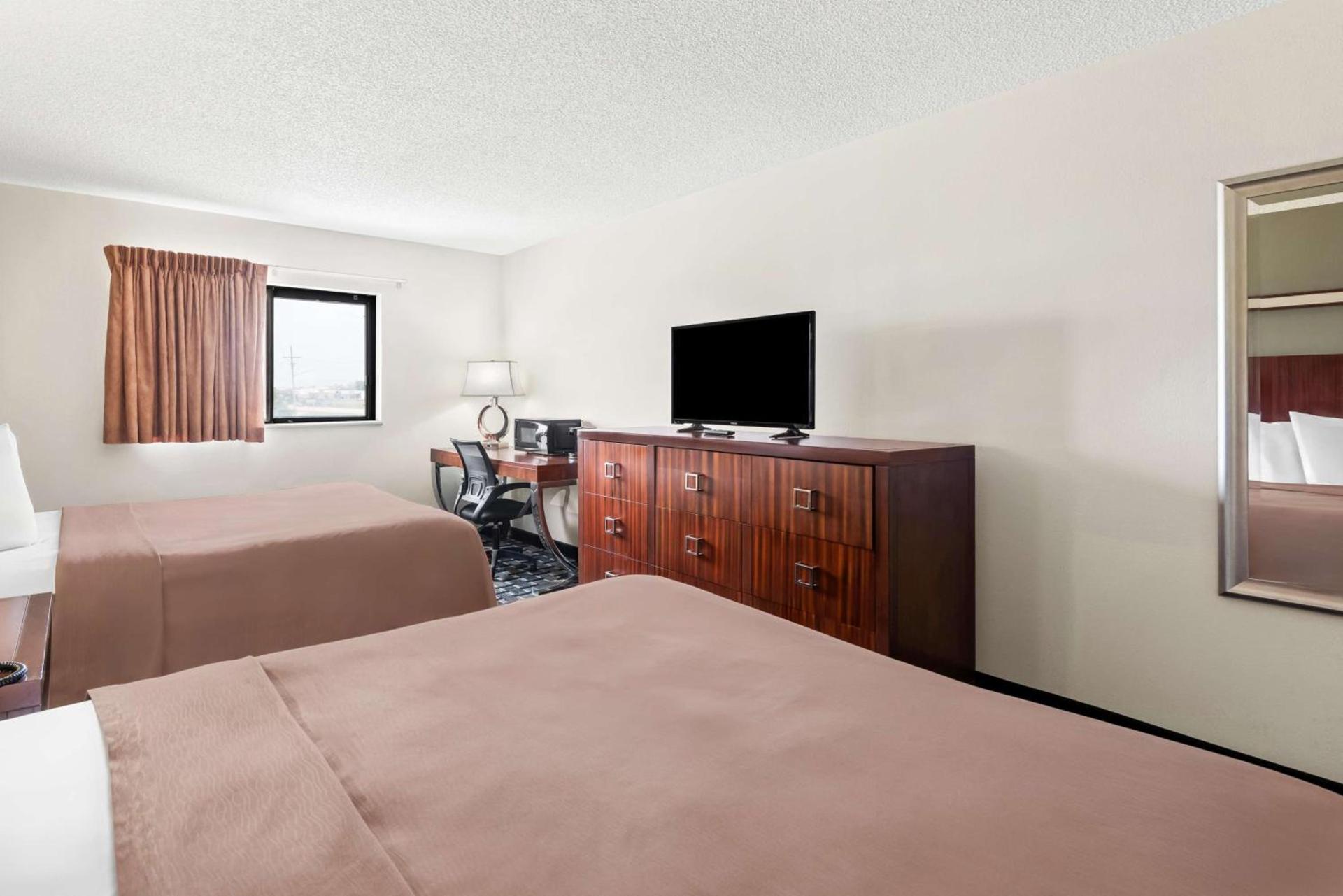 SureStay Hotel by Best Western Manchester photo 15