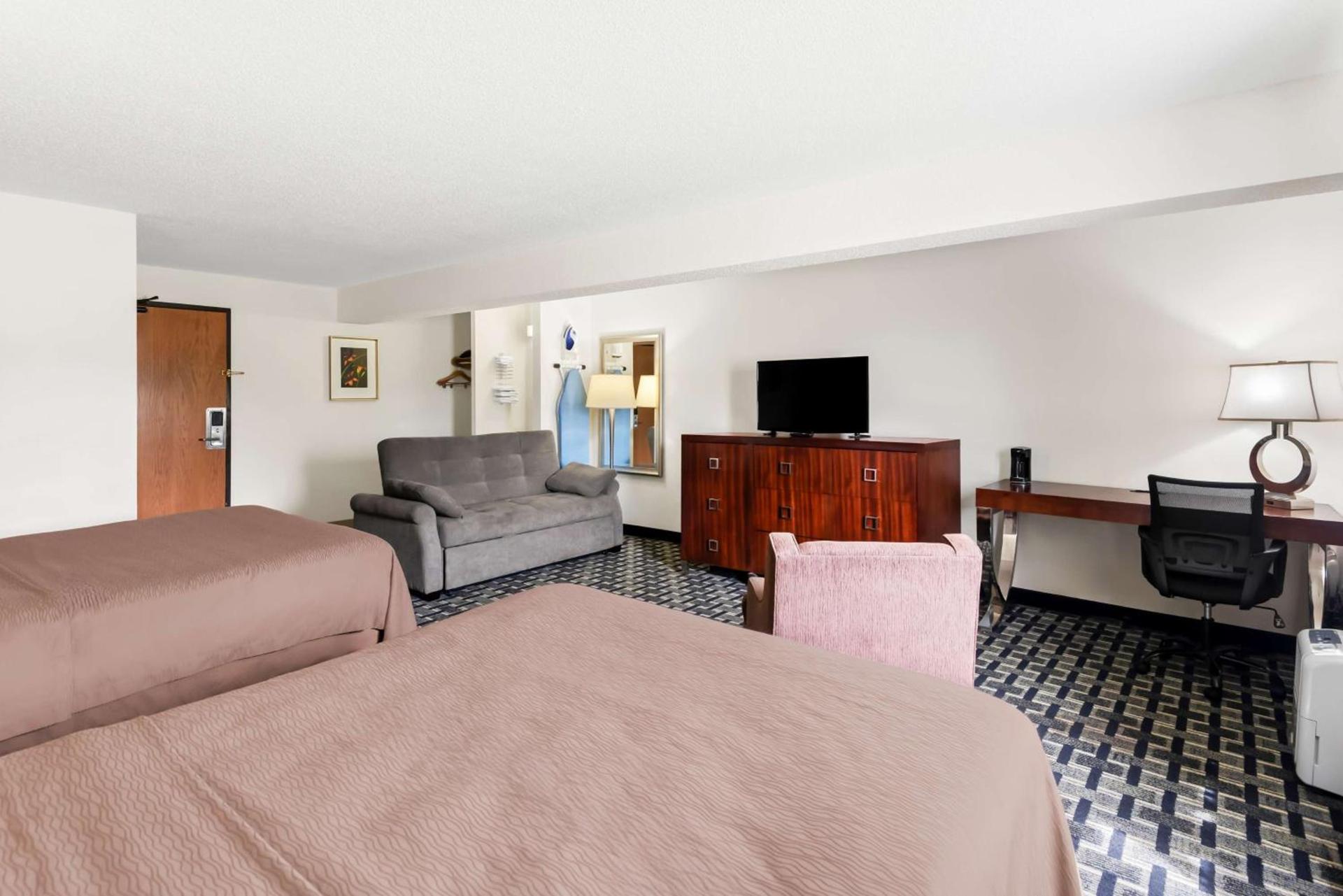 SureStay Hotel by Best Western Manchester photo 23