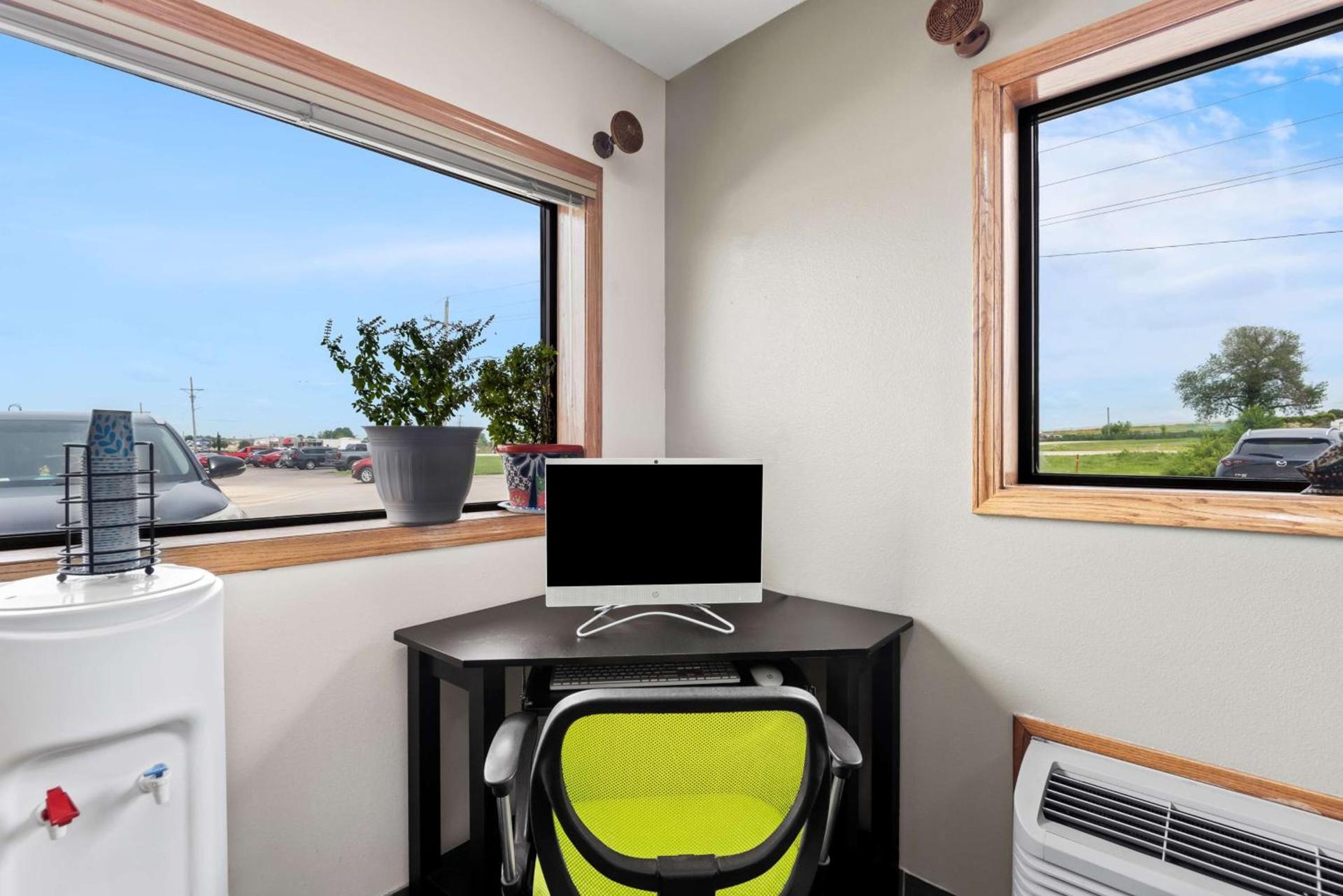 SureStay Hotel by Best Western Manchester photo 31