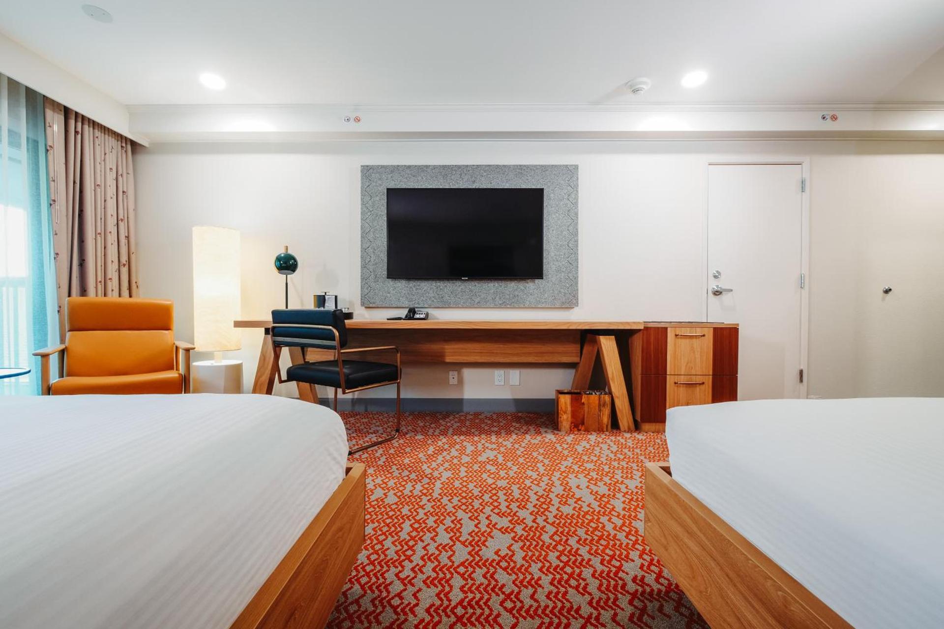 Valley River Inn photo 8