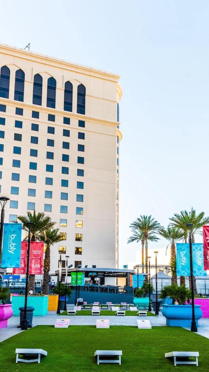 Planet Hollywood Resort & Casino by Suiteness photo 4