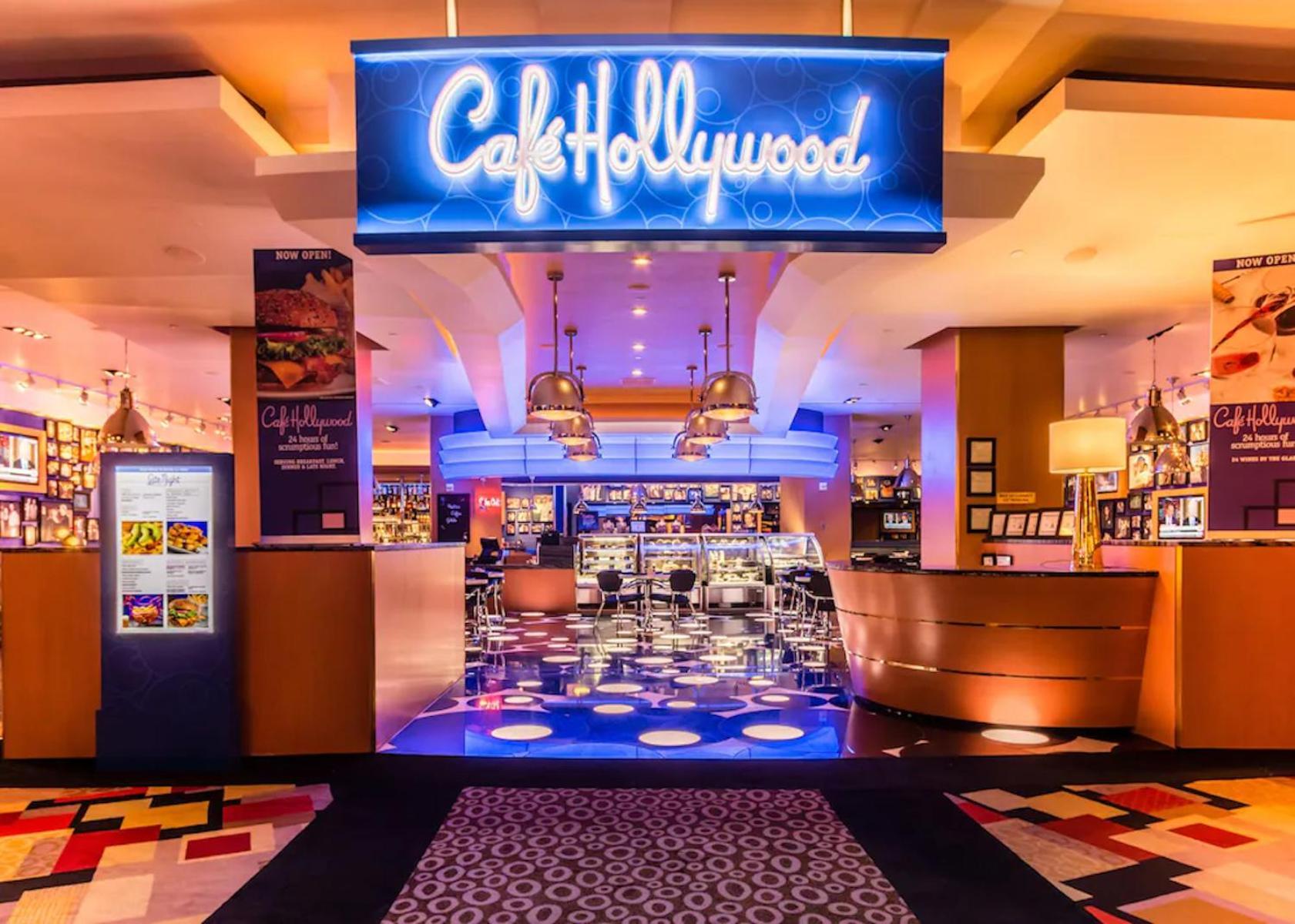 Planet Hollywood Resort & Casino by Suiteness photo 17