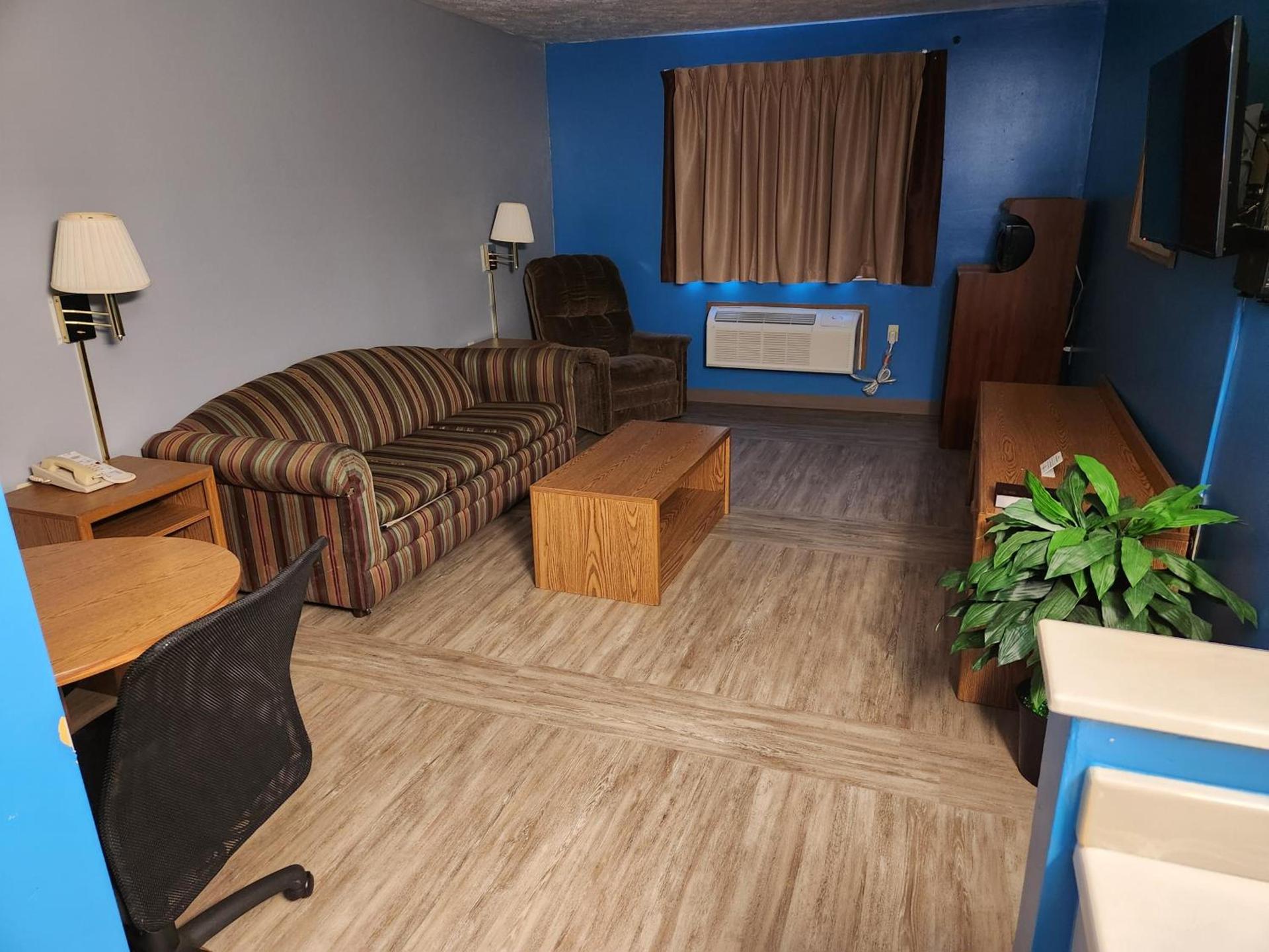Super Star Inn & Suite Lincoln Crete photo 14