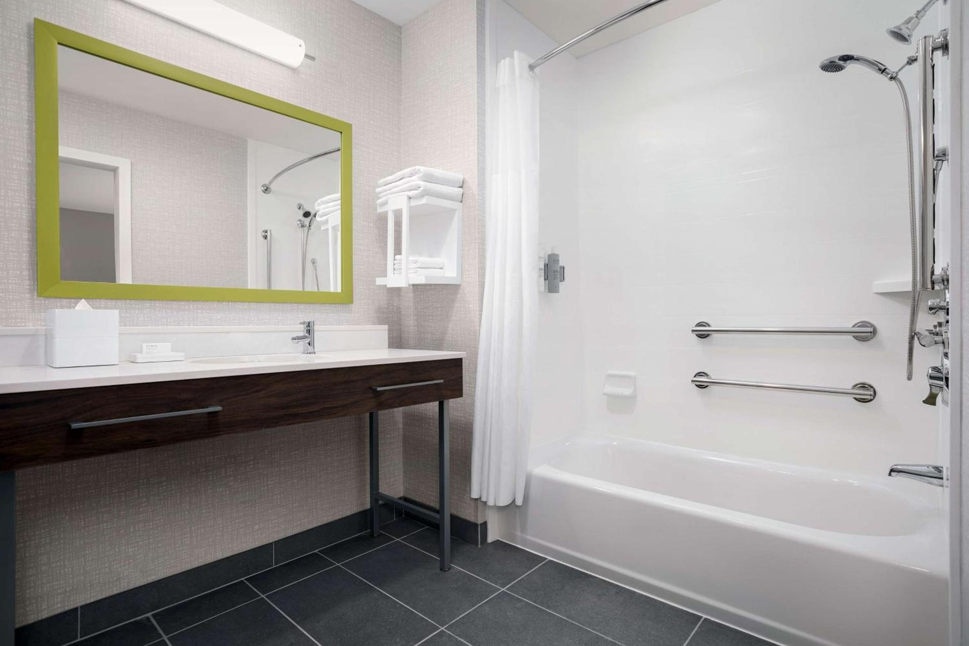 Hampton Inn & Suites Atlanta-Six Flags photo 26