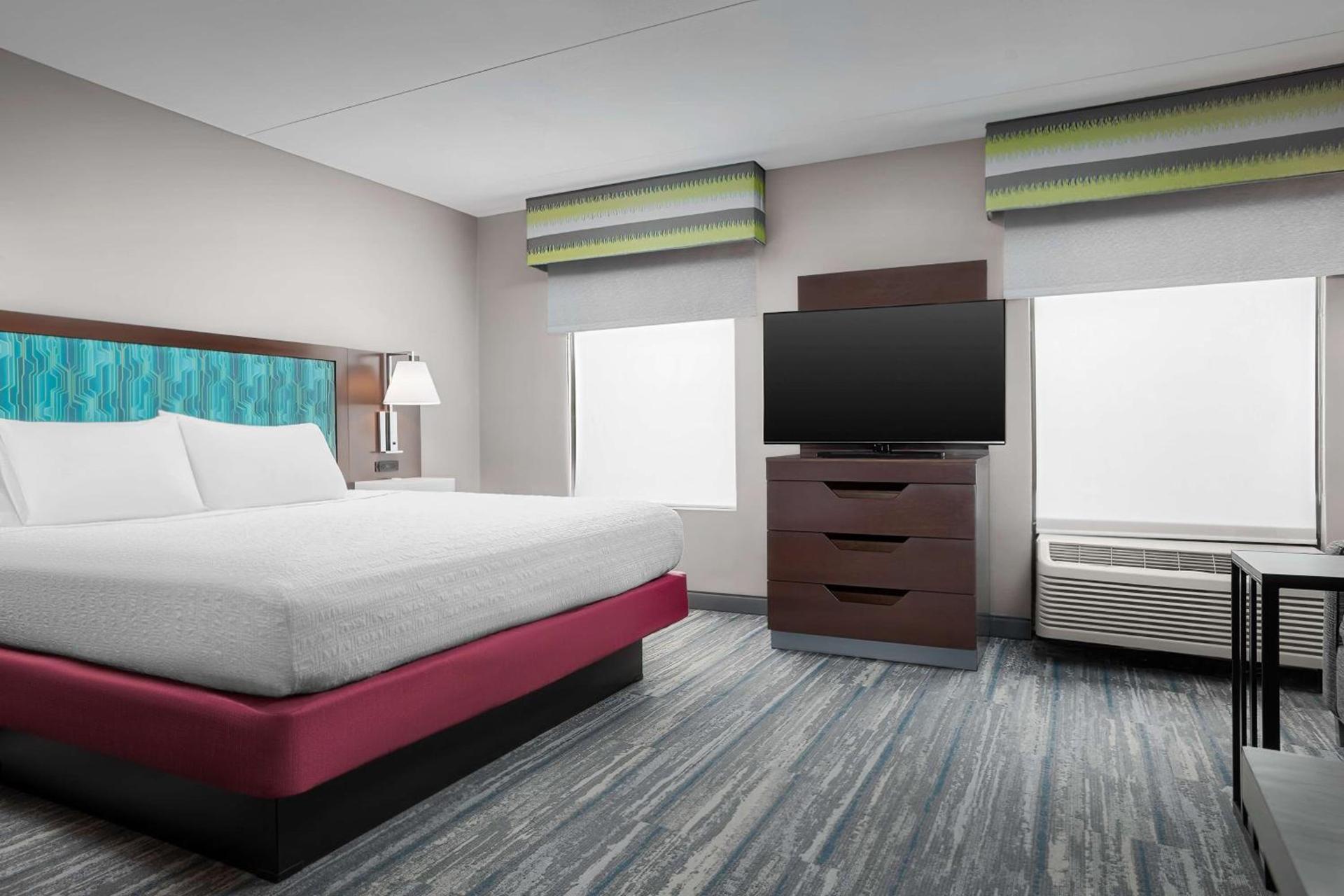Hampton Inn & Suites Atlanta-Six Flags photo 29