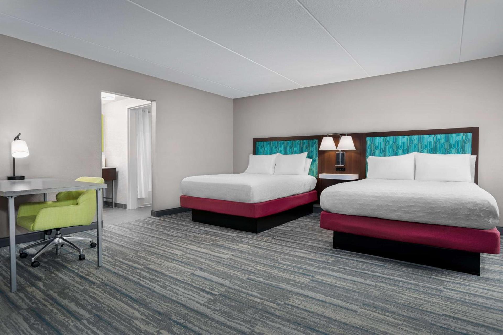 Hampton Inn & Suites Atlanta-Six Flags photo 37