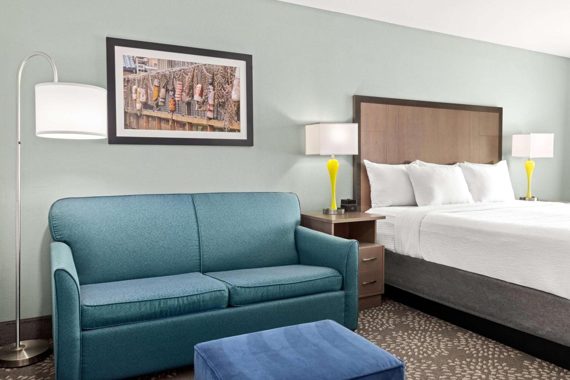 La Quinta by Wyndham Newport photo 23