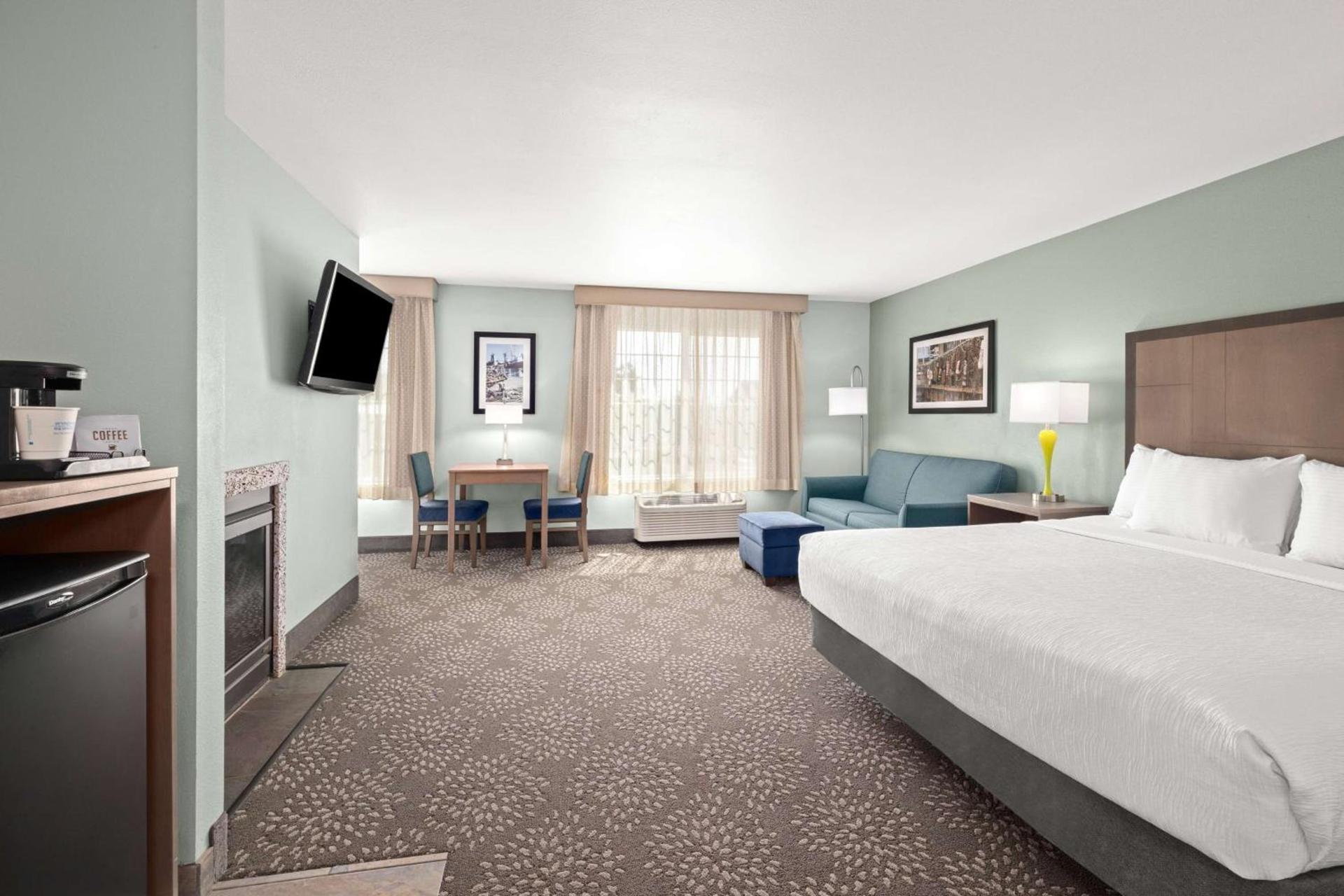 La Quinta by Wyndham Newport photo 30
