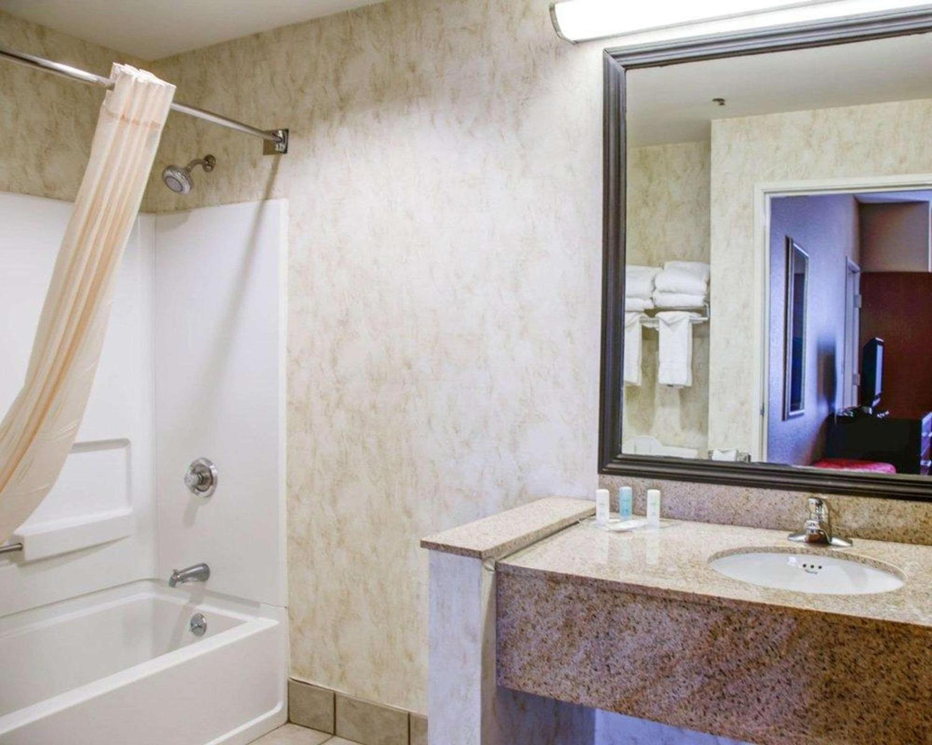 Comfort Suites Gadsden Attalla photo 10