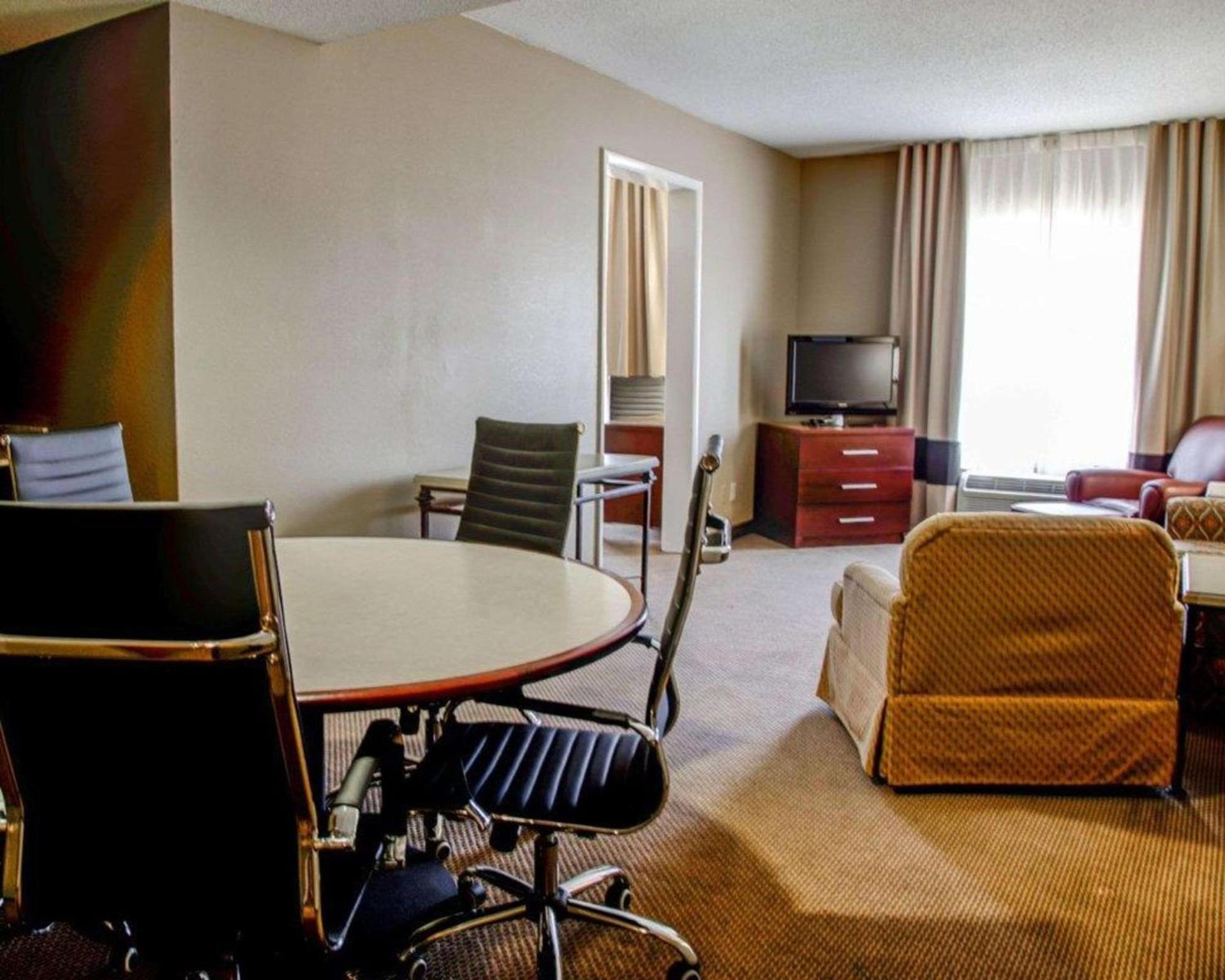 Comfort Suites Gadsden Attalla photo 12