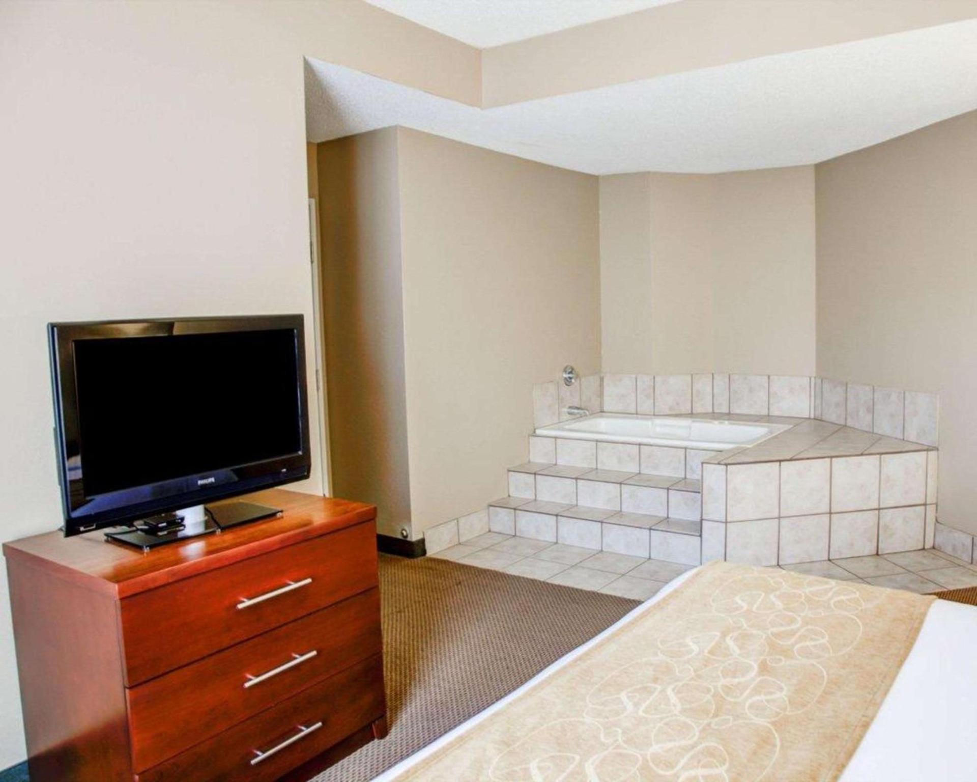 Comfort Suites Gadsden Attalla photo 16