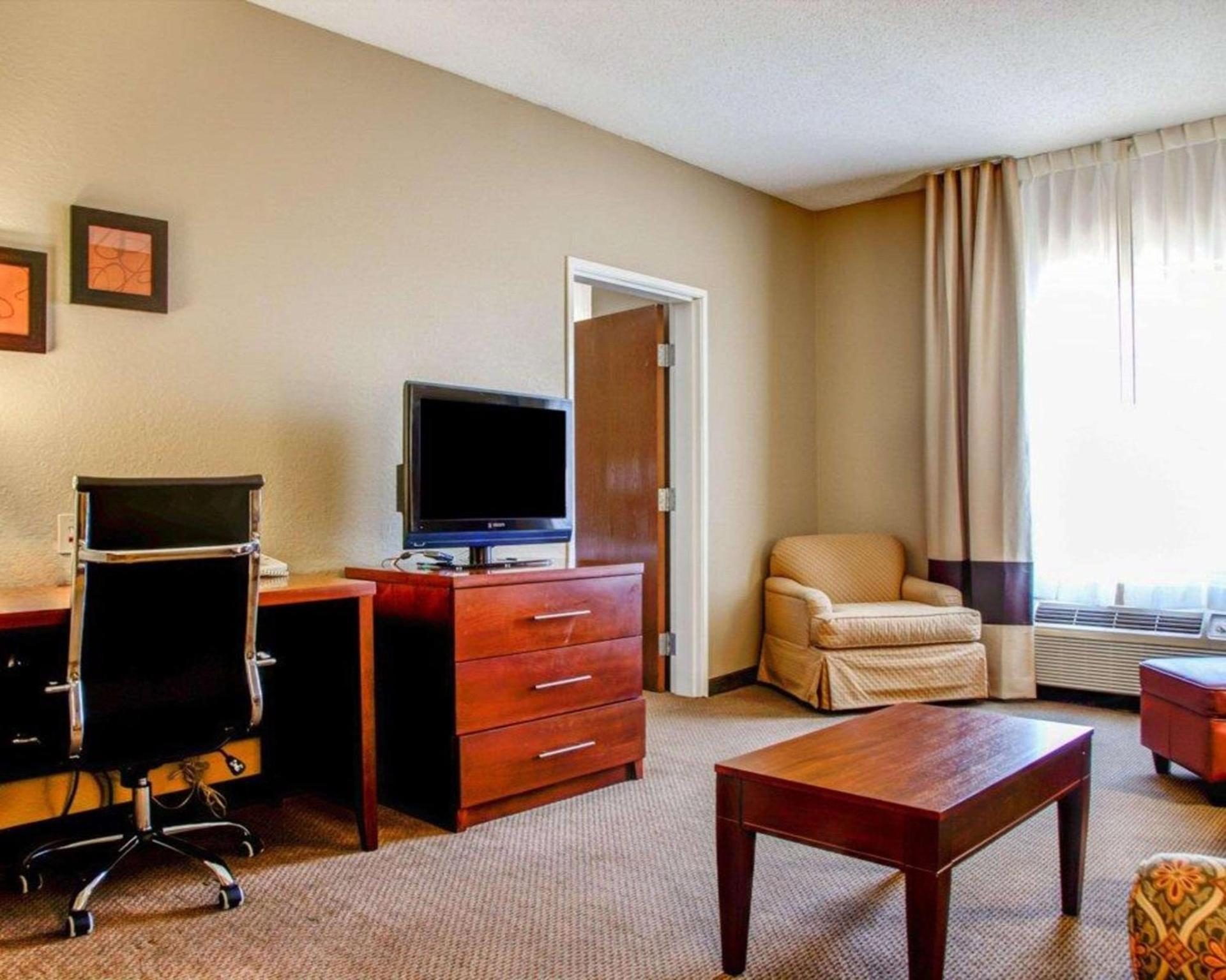 Comfort Suites Gadsden Attalla photo 17