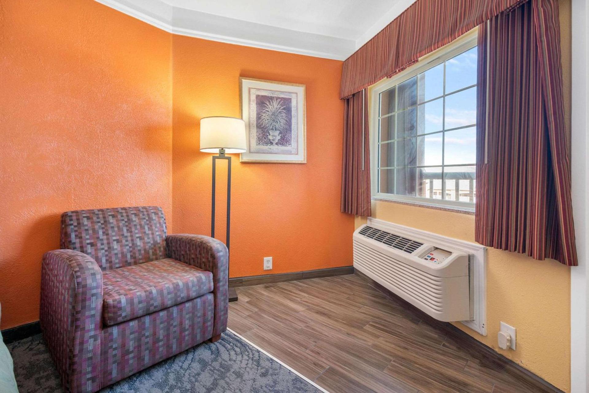 Hyatt Select Galveston Beachfront photo 20