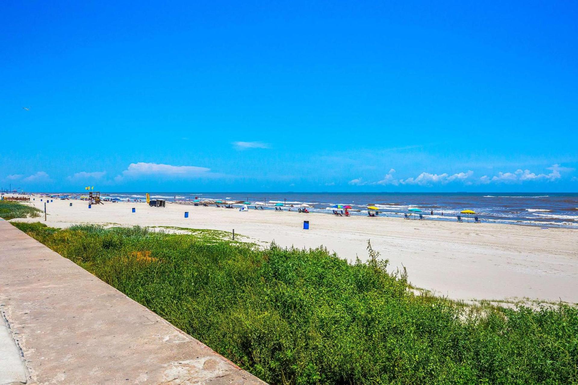 Hyatt Select Galveston Beachfront photo 32