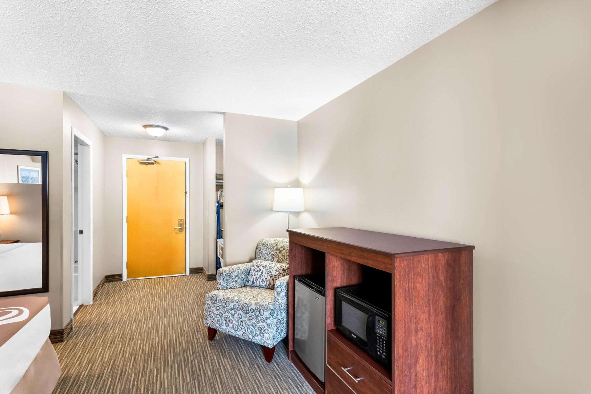 Quality Inn & Suites Gorham Riverside photo 34