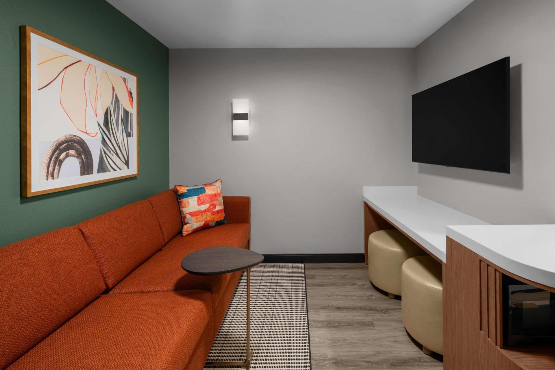 Embassy Suites By Hilton Madison Downtown photo 29