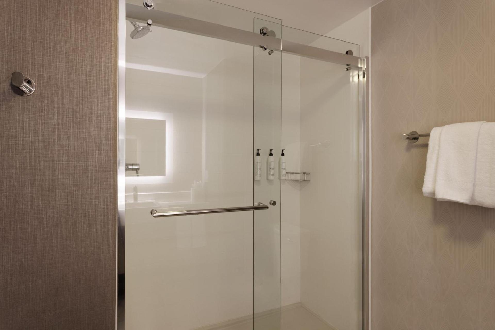 SpringHill Suites by Marriott Turlock photo 46