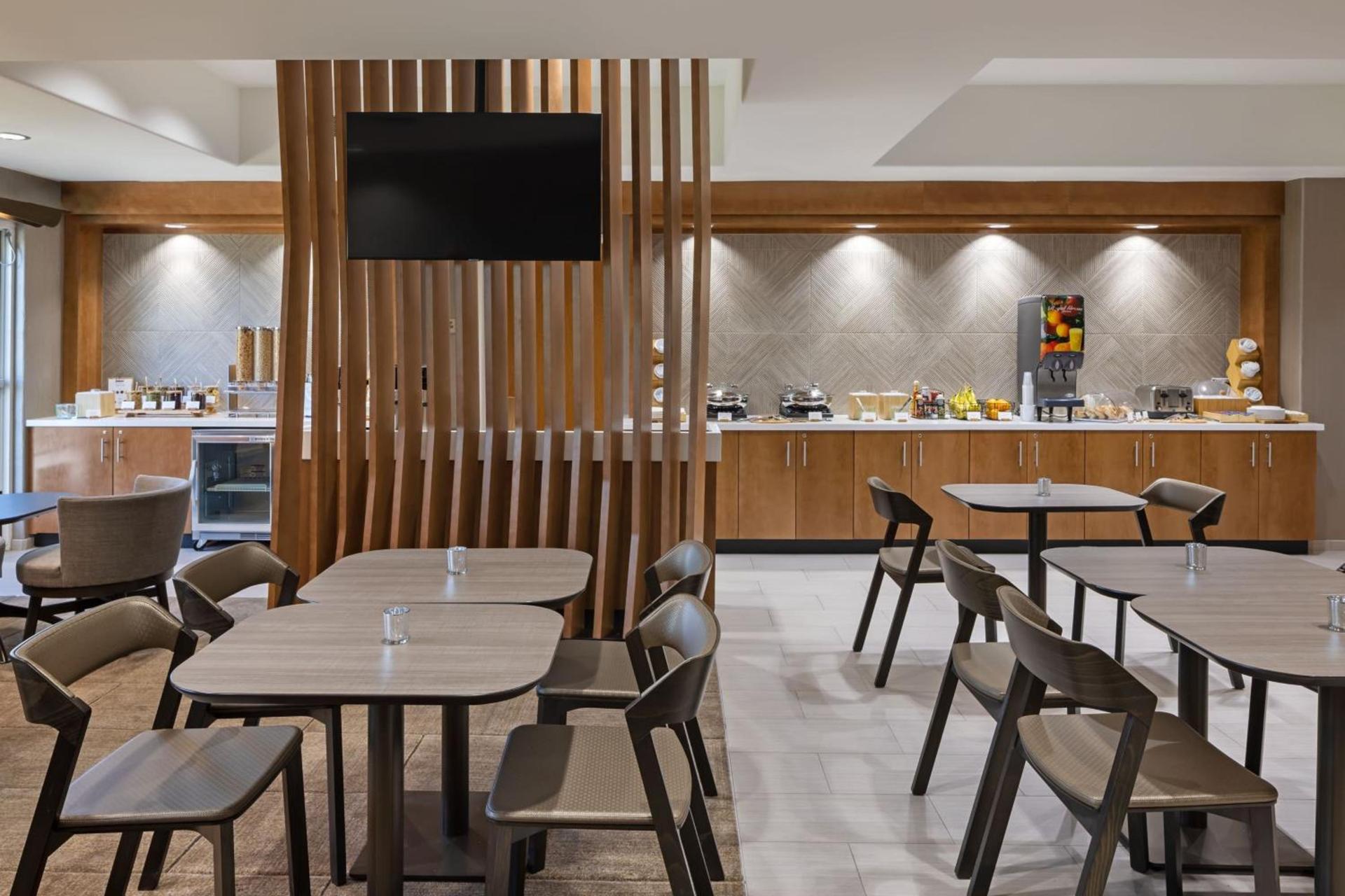 SpringHill Suites by Marriott Turlock photo 54