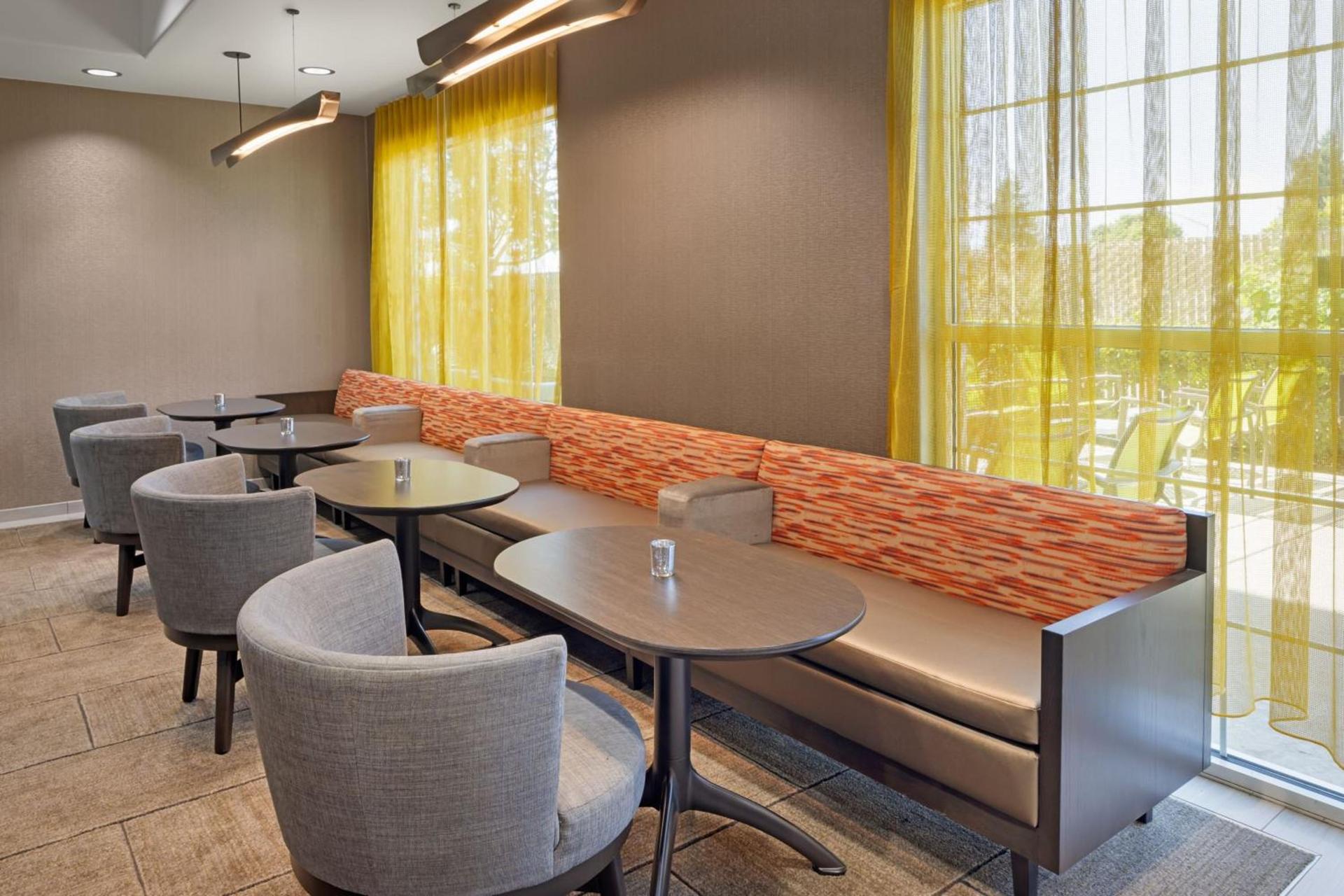 SpringHill Suites by Marriott Turlock photo 56