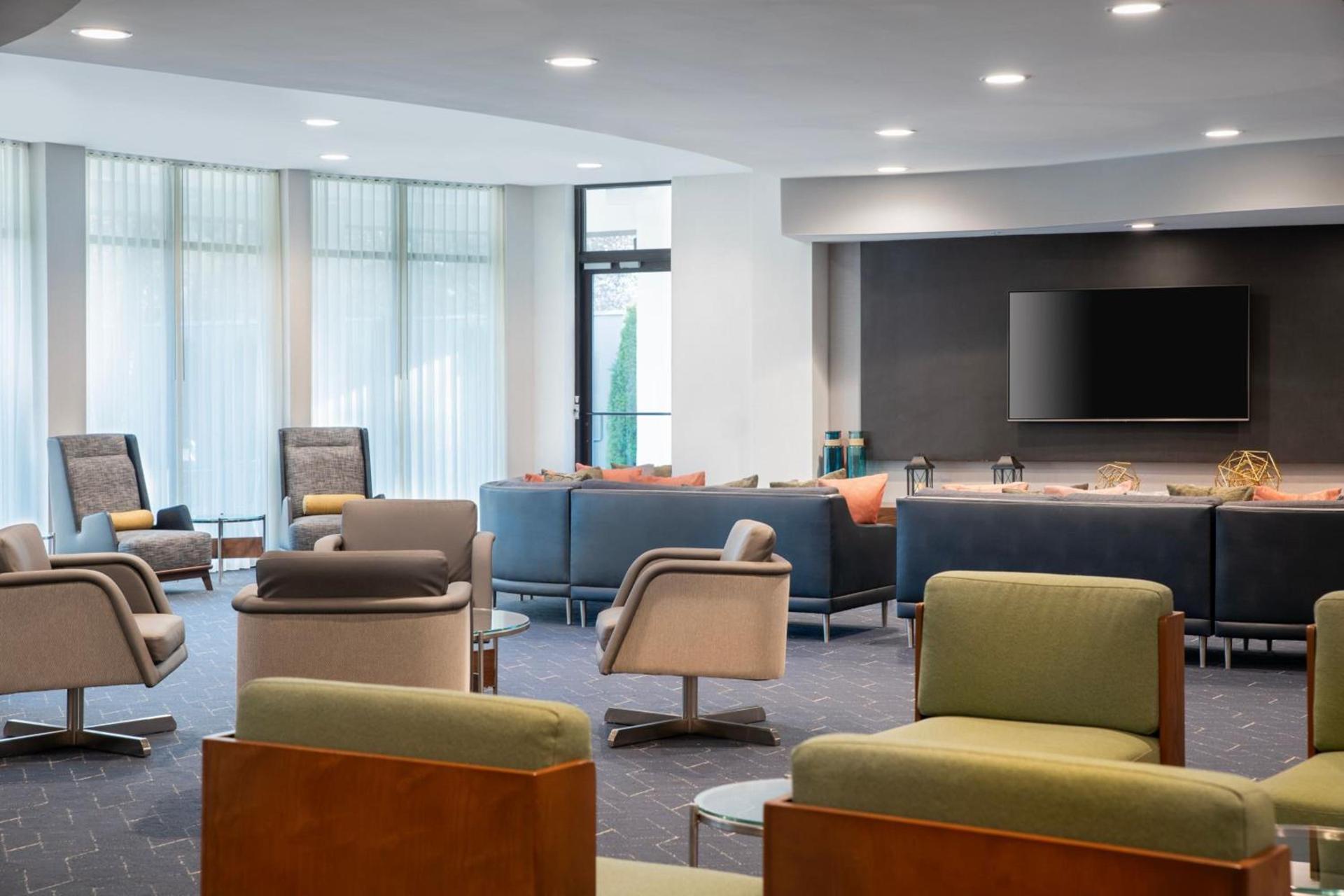 Courtyard by Marriott Providence Lincoln photo 4