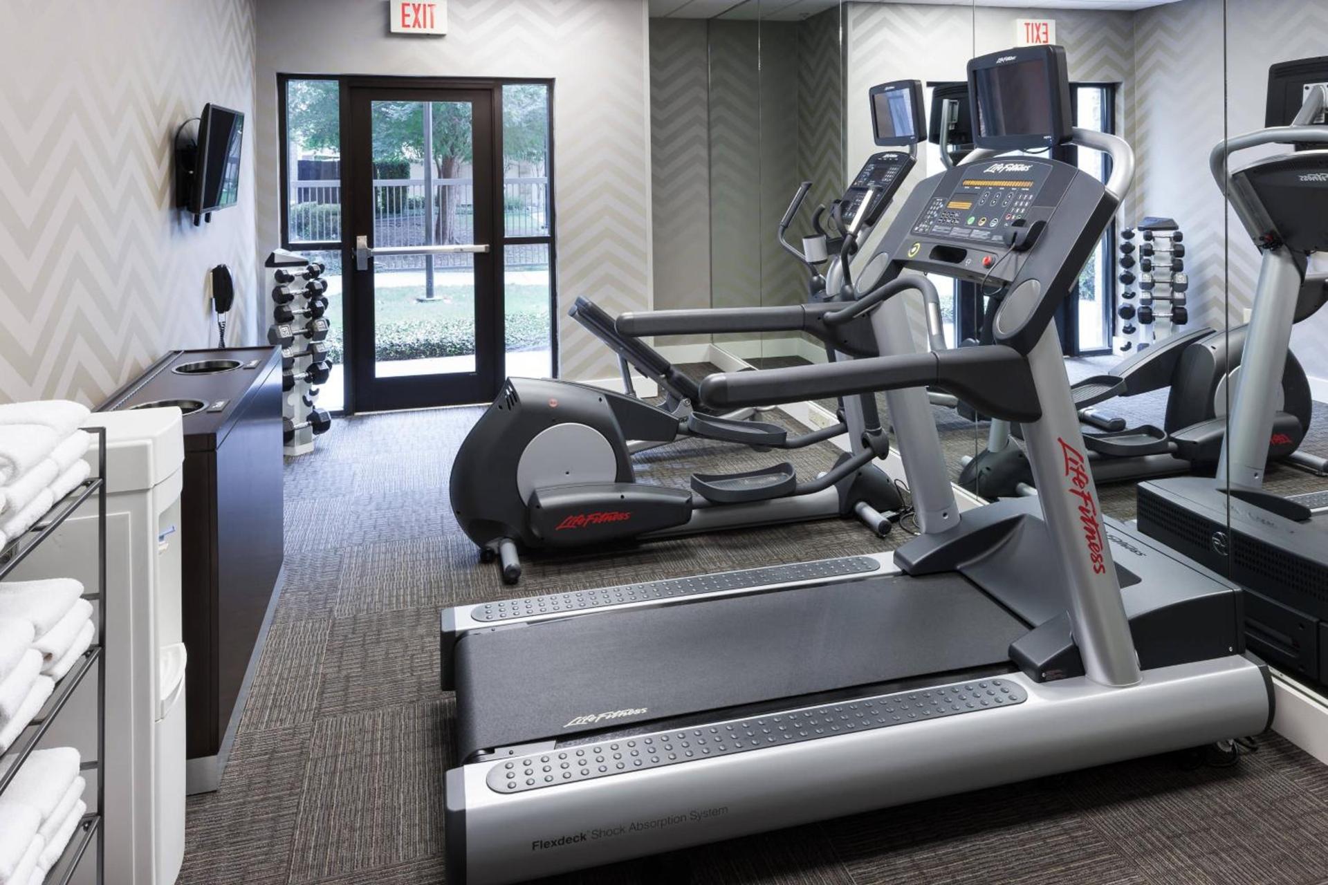 Residence Inn Fort Worth Cultural District photo 14