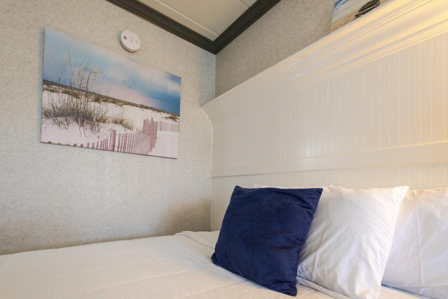 Gaido's Seaside Inn photo 77